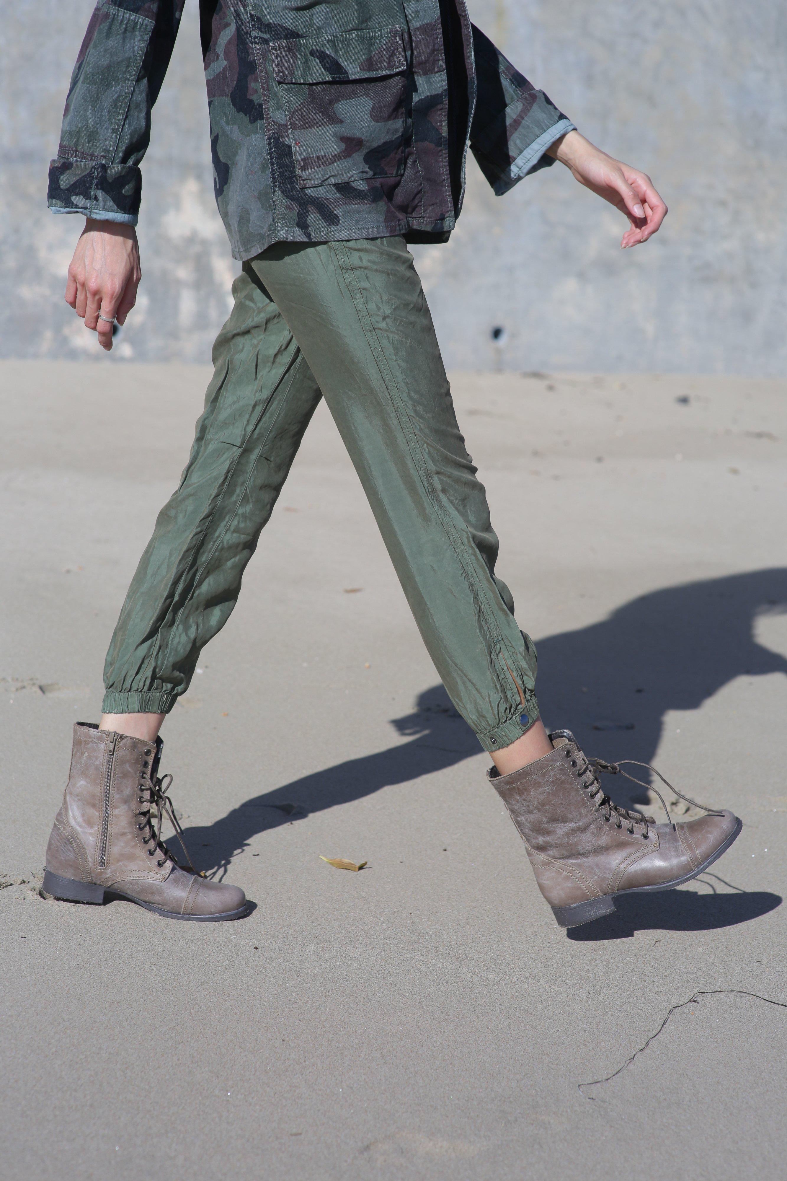 travel joggers