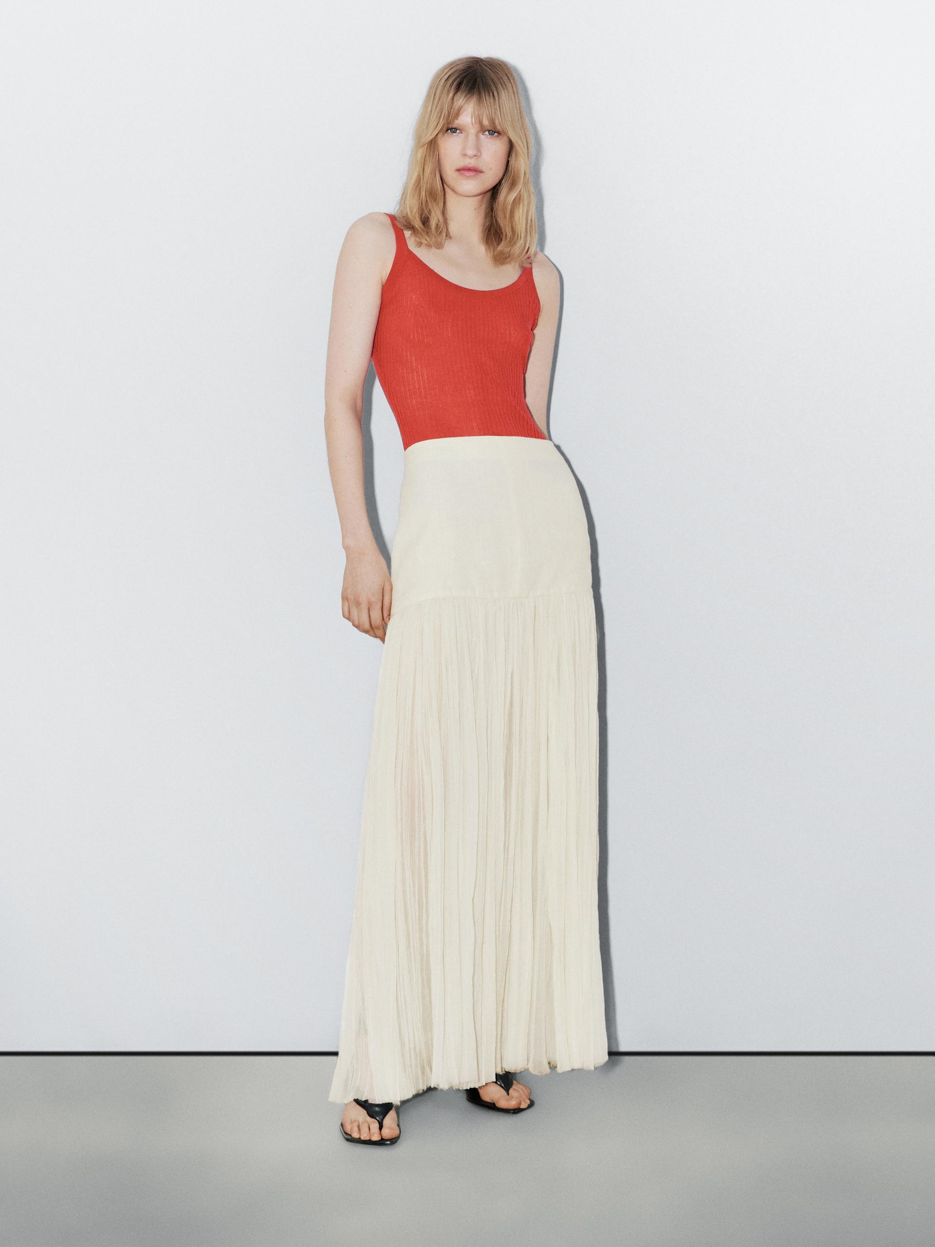 【Massimo Dutti】Long pleated skirt with embroidered detail 05210630555-o6.jpg?ts=