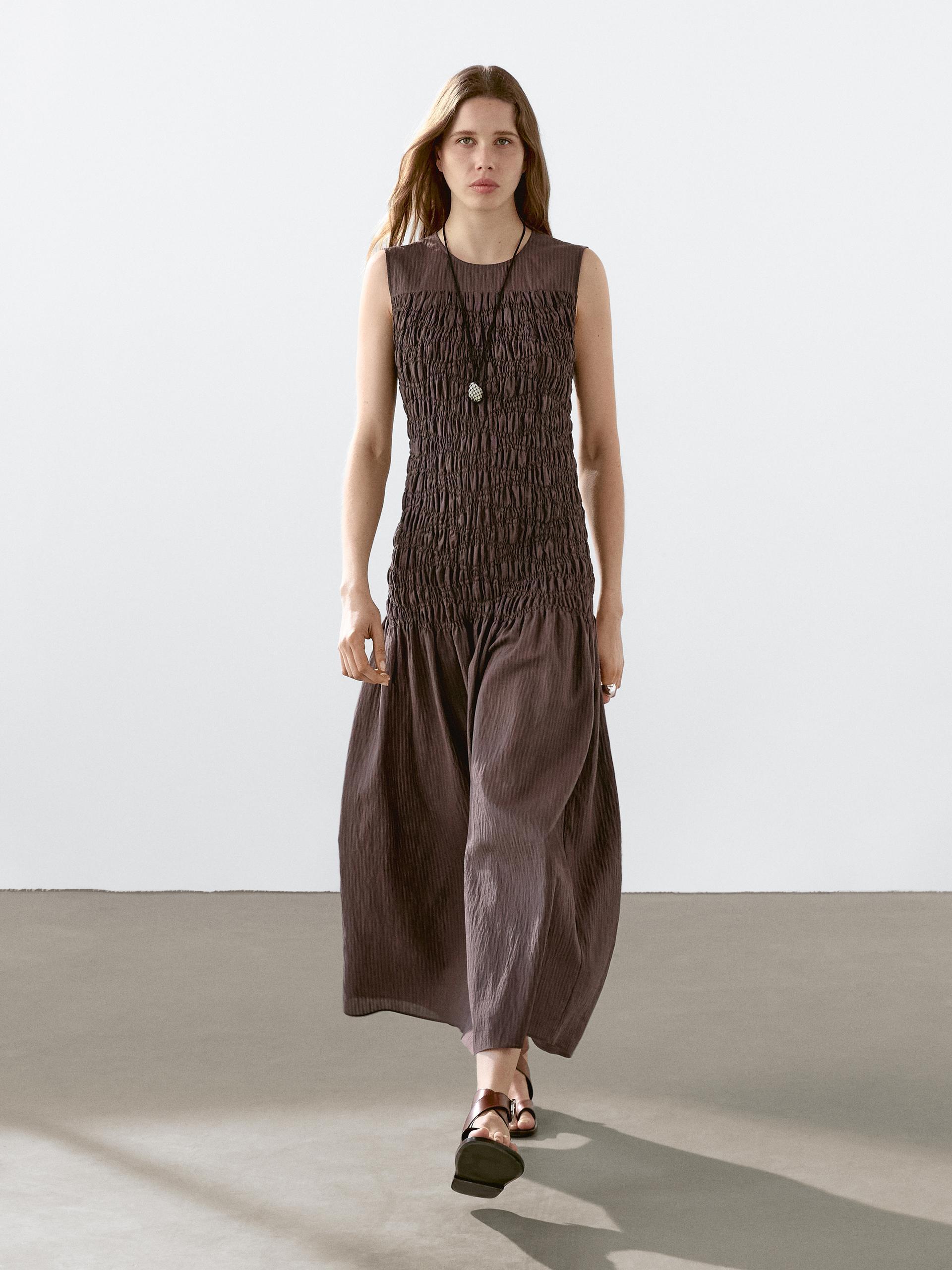 massimo dutti long flounce dress with pintucks Massimo Dutti LONG FLOUNCE WITH PINTUCKS - Maxi dress - blue grey/blue-grey