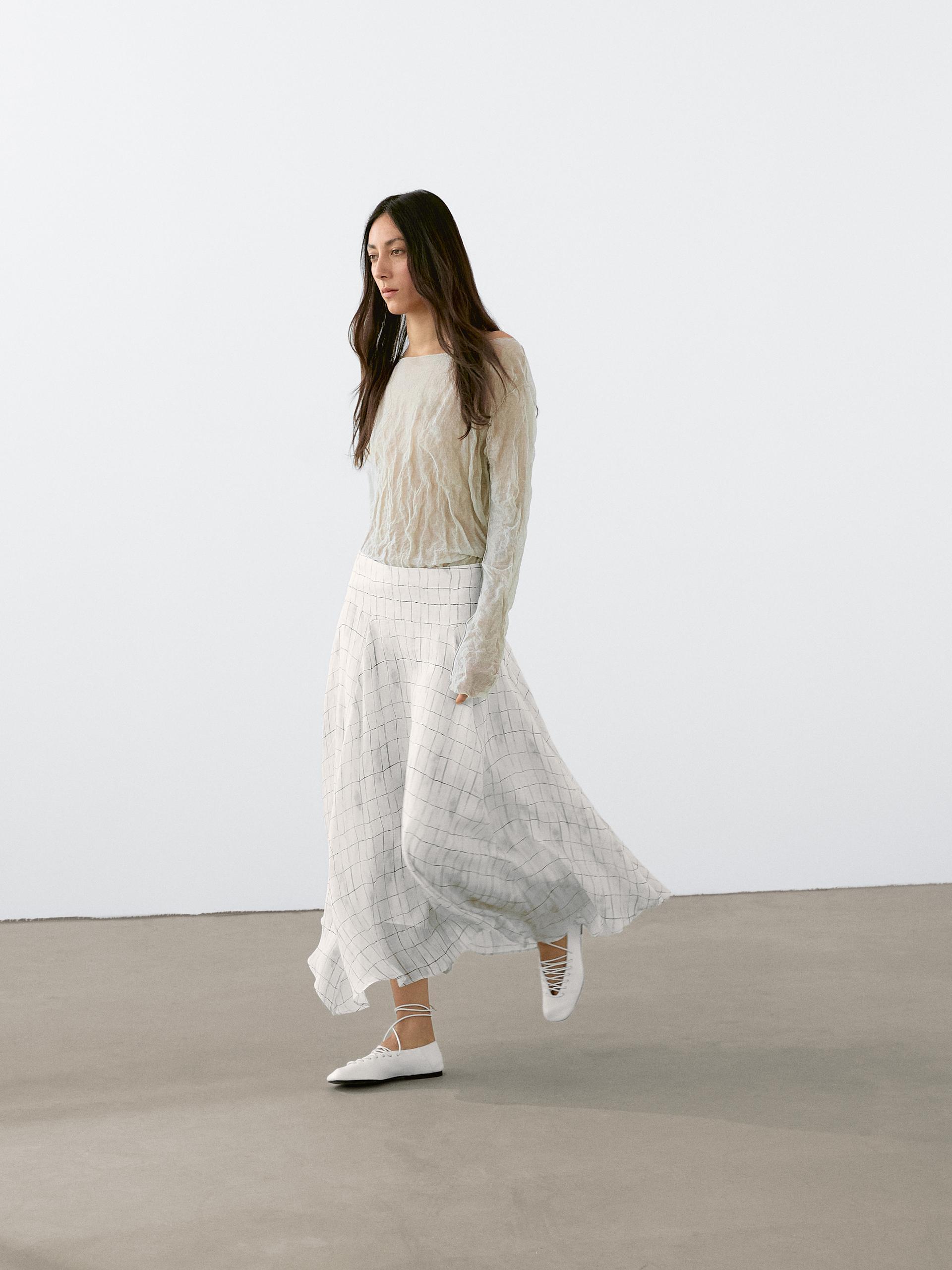 MASSIMO DUTTI Flowing Check Midi Skirt in White | Lyst UK