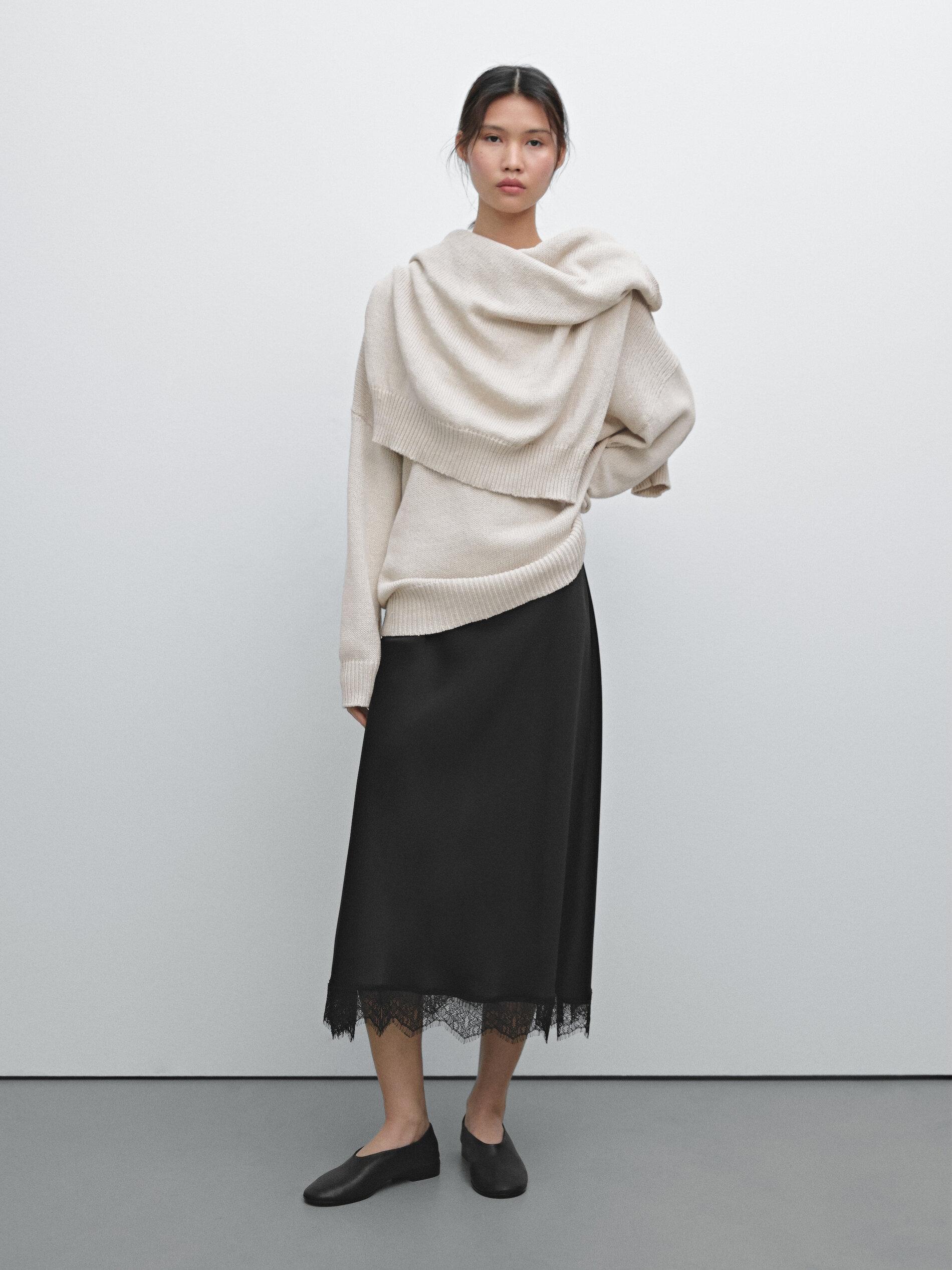 MASSIMO DUTTI Satin Midi Skirt With Lace Detail in Black