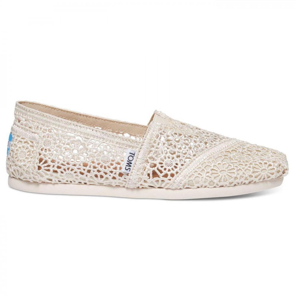toms crochet