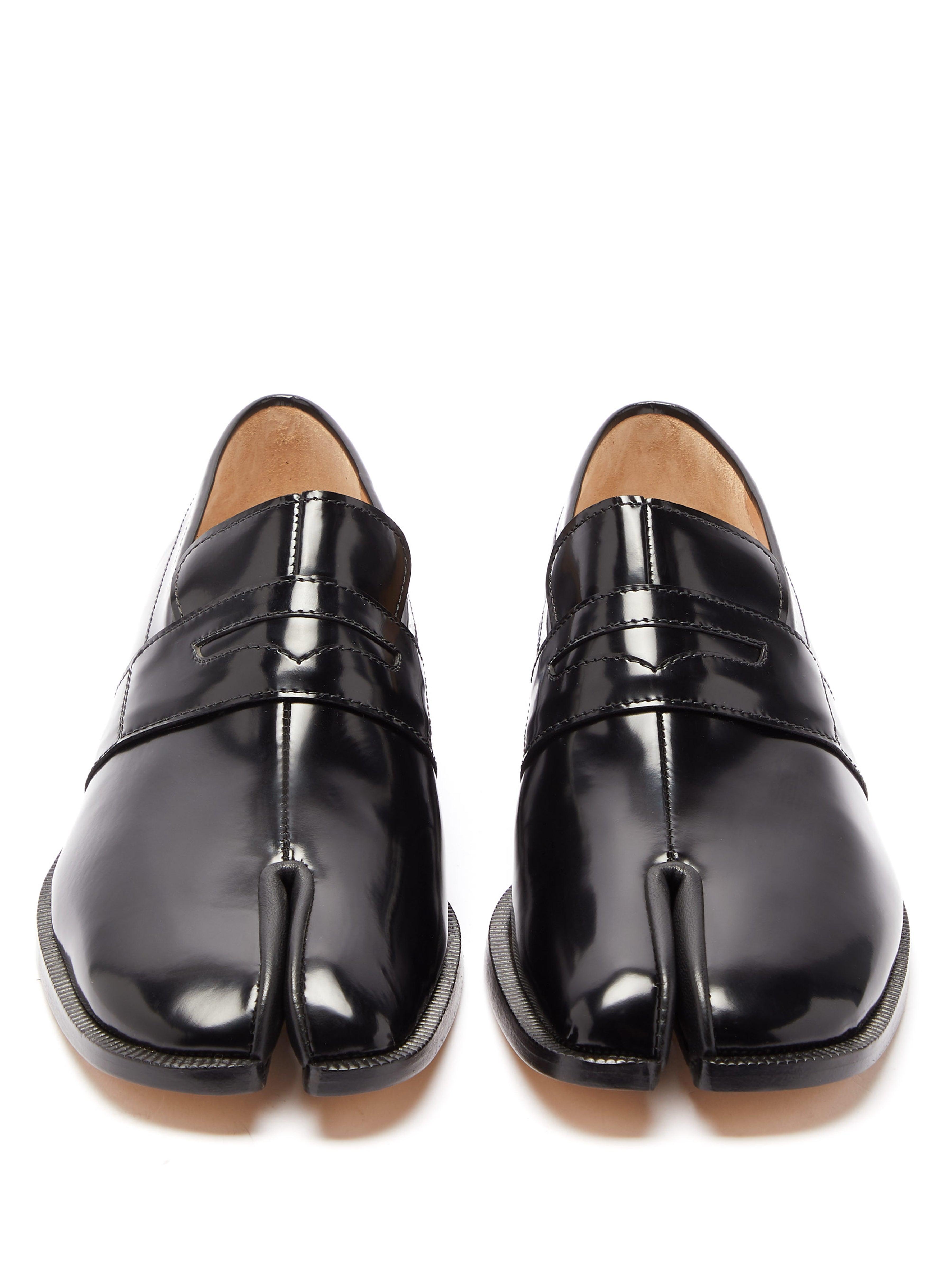Maison Margiela Tabi Split Toe Leather Loafers in Black - Lyst