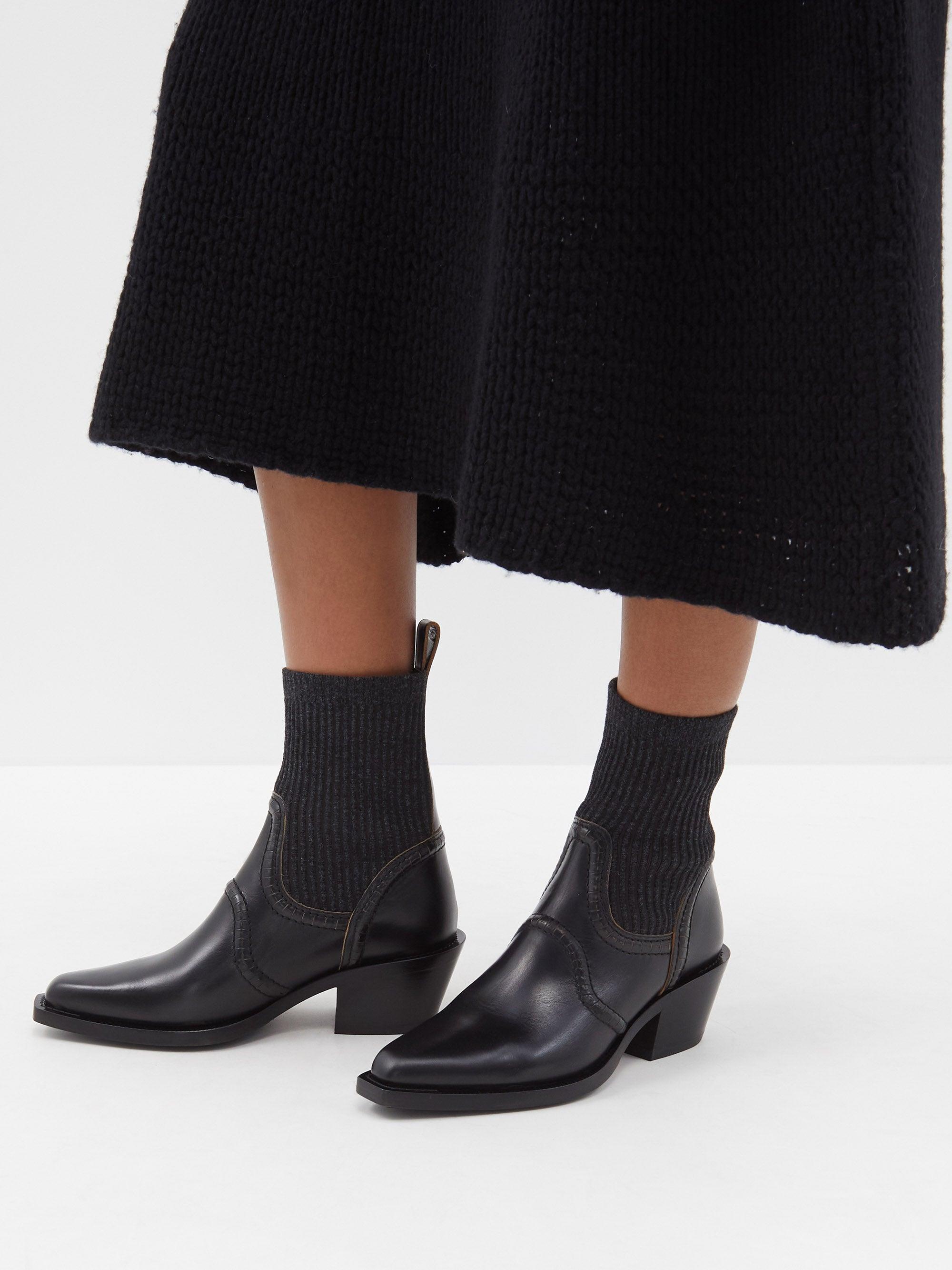 sterk Uitputten Opnieuw schieten Chloé Nellie 50 Knitted-sock Leather Ankle Boots in Black | Lyst