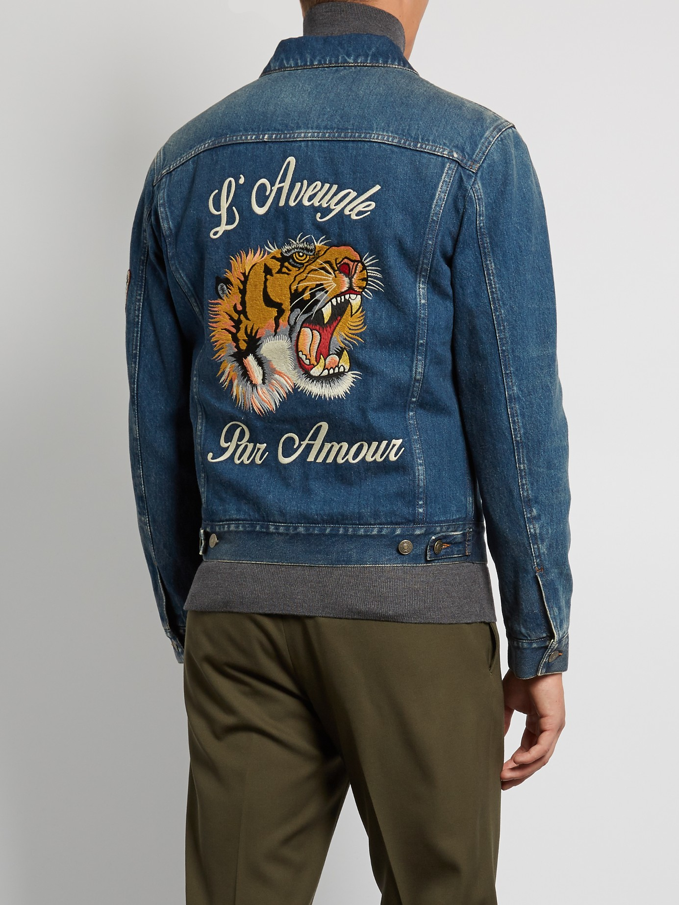 gucci tiger embroidered denim jacket