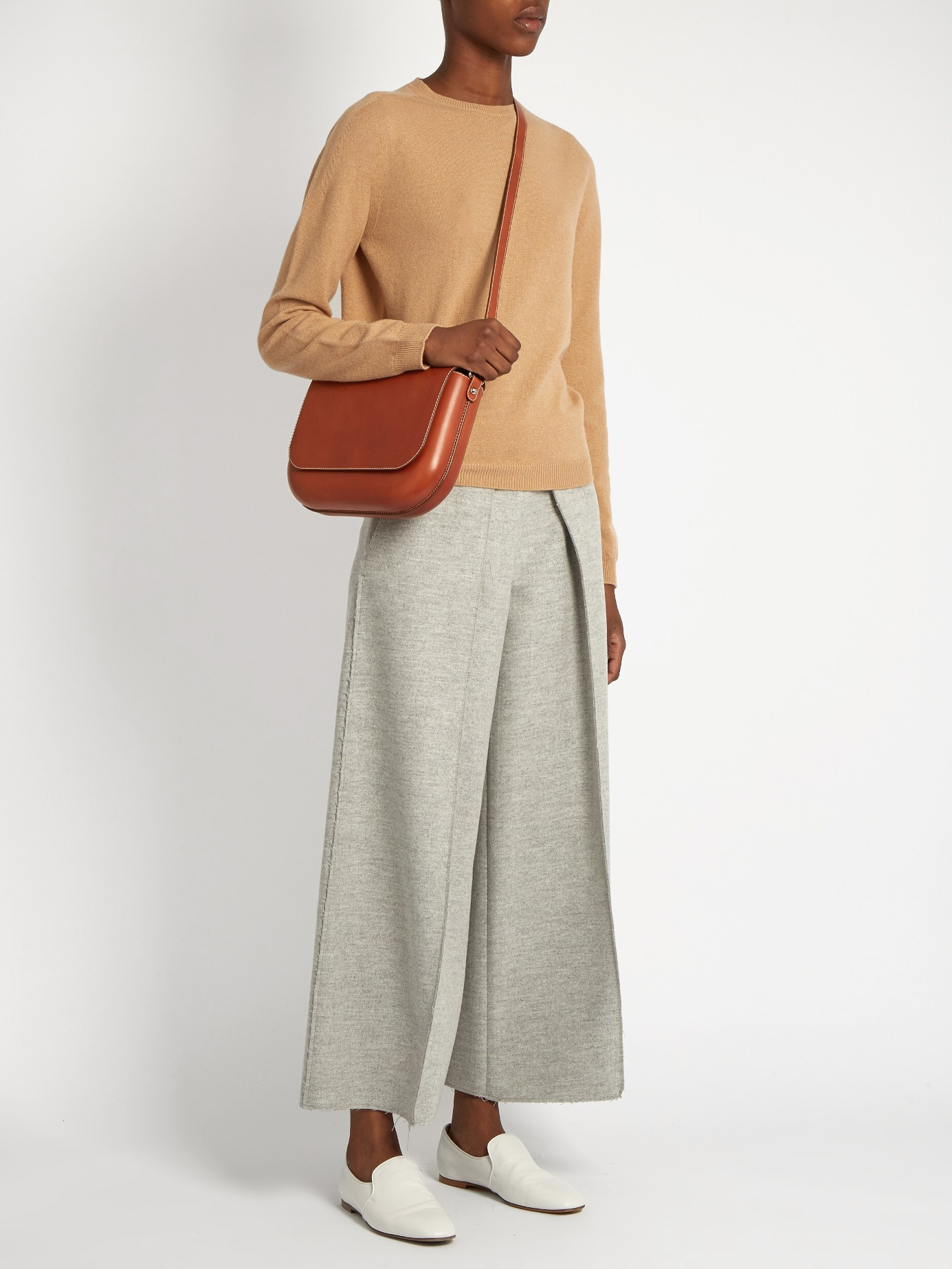 A P C Lea Leather Cross Body Bag Lyst