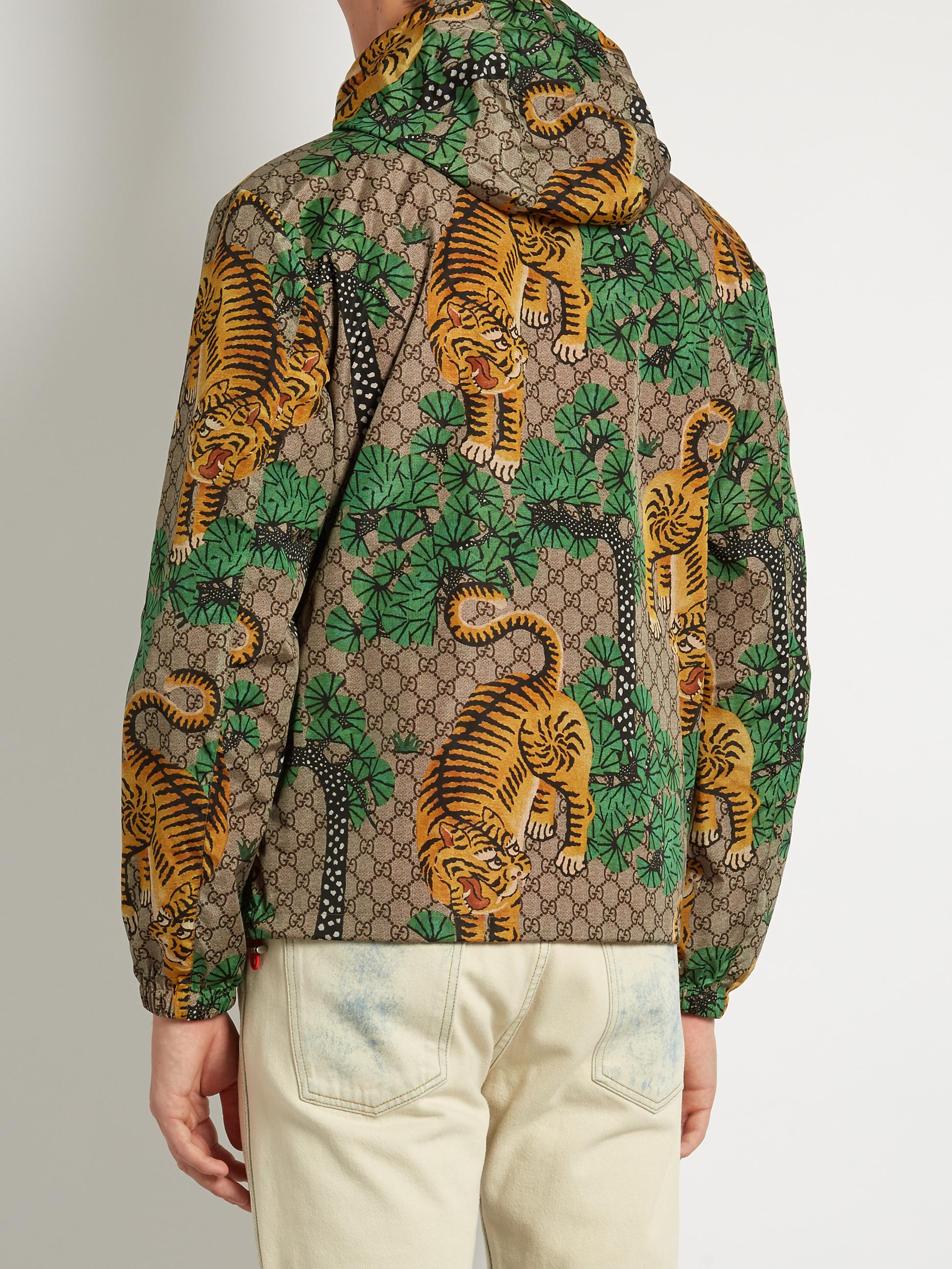Arbitrage Windswept styrte Gucci Tiger-print Hooded Jacket in Green for Men | Lyst