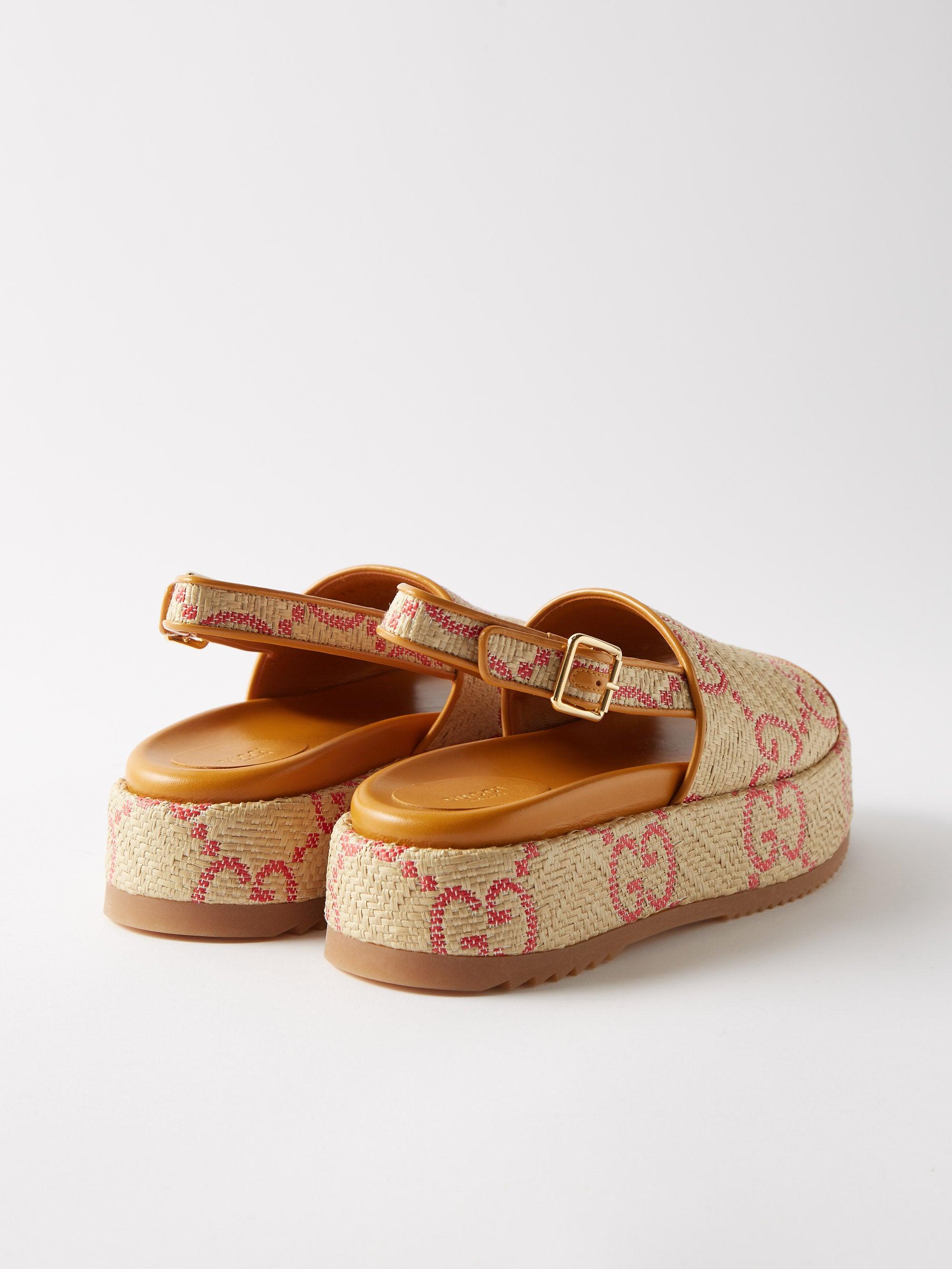 Gucci Angelina Gg-jacquard Canvas Flatform Sandals in Natural | Lyst