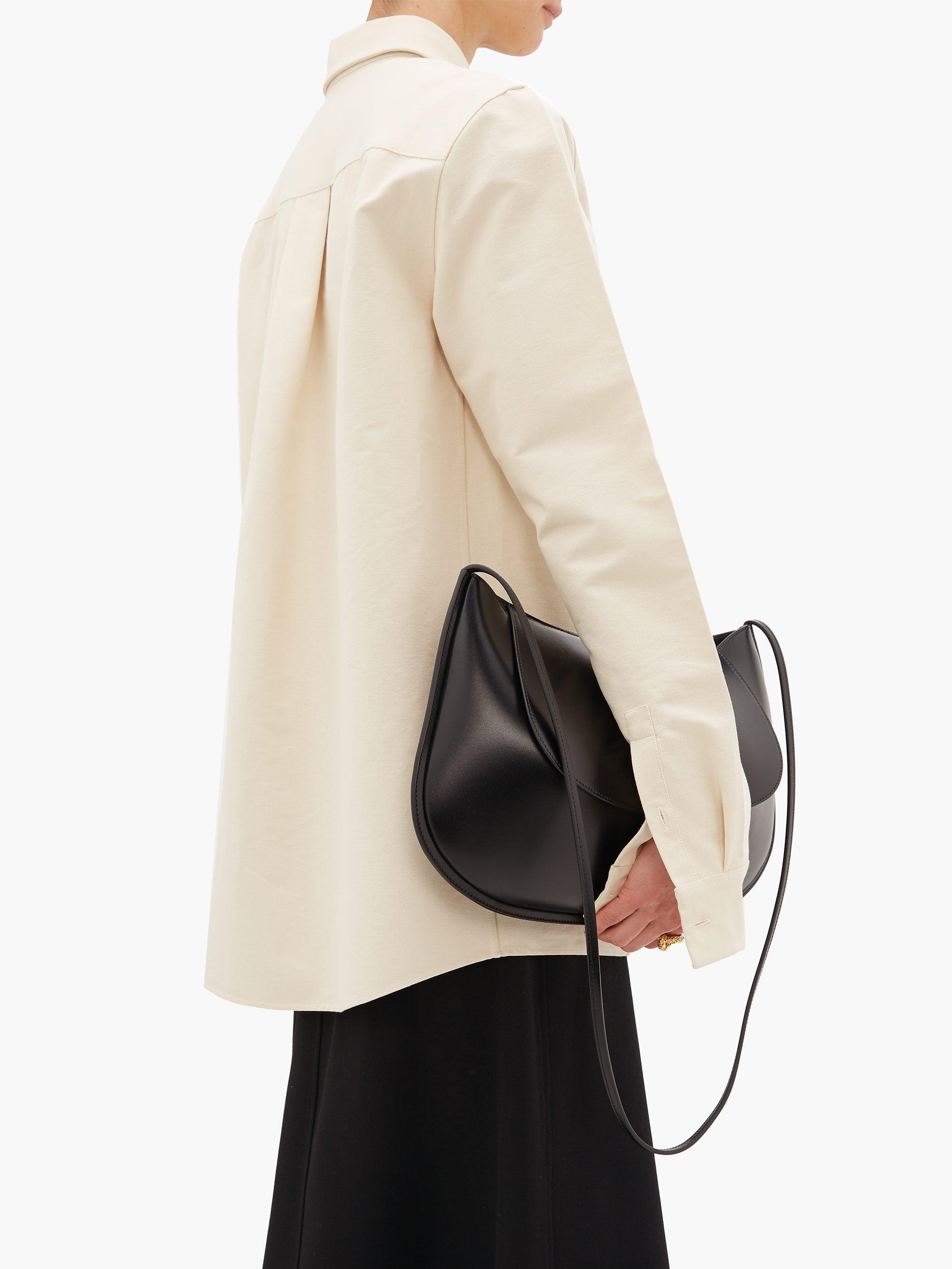 Jil Sander Crescent Large Smooth-leather Shoulder Bag in Black | Lyst