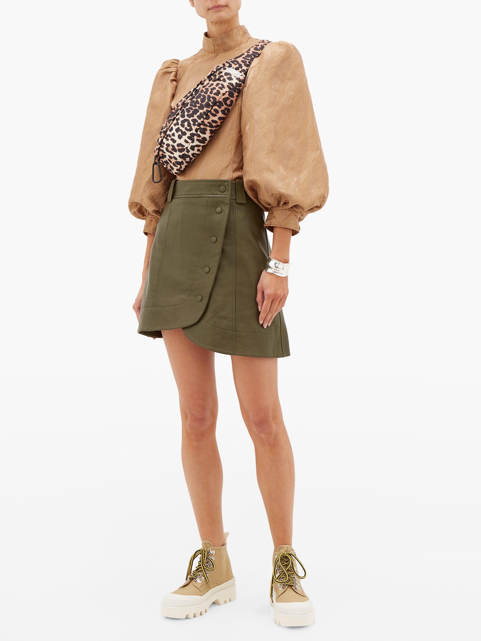 Ganni leopard 2025 print bum bag