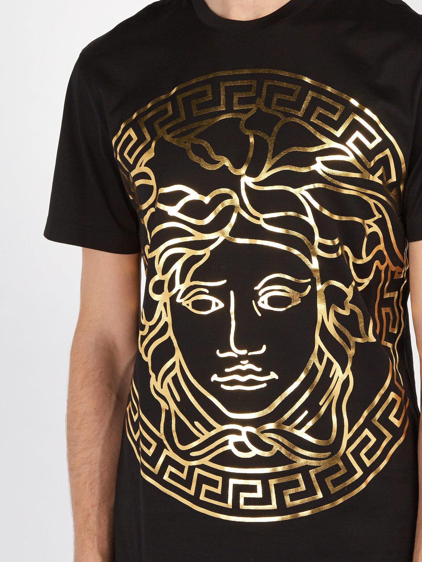 Versace Medusa Gold Print T Shirt in Black for Men | Lyst