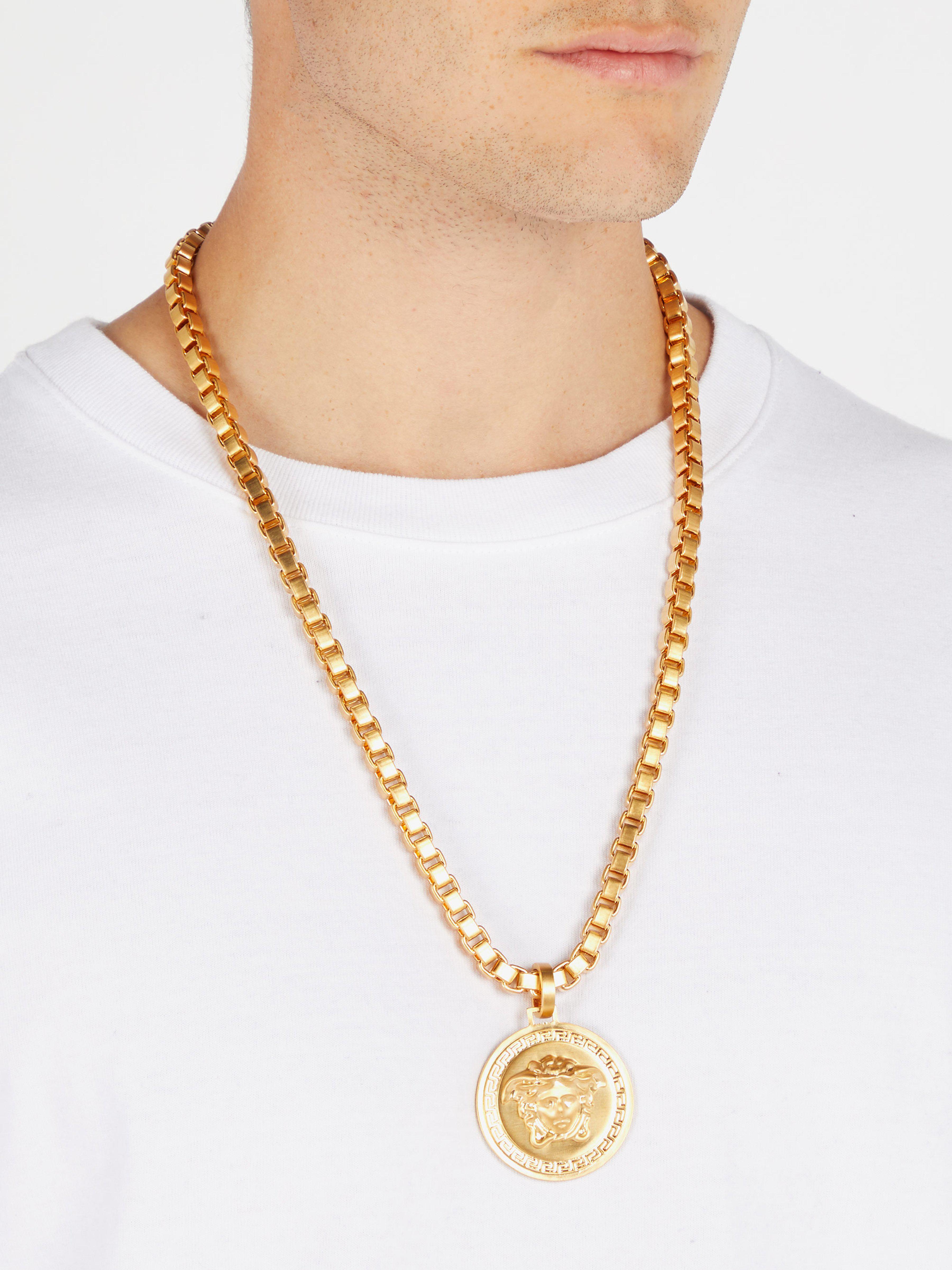 Versace Medusa Pendant Necklace in Gold (Metallic) for Men - Lyst