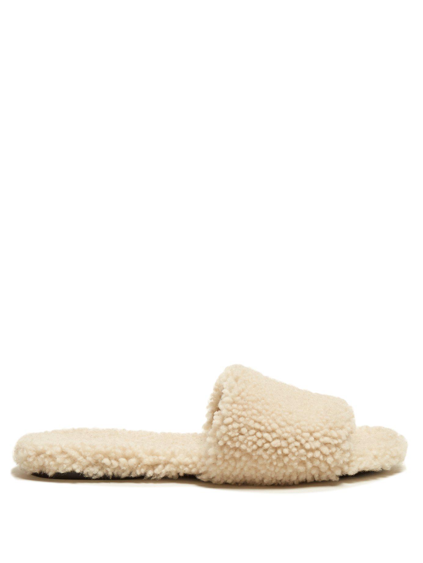 The Row Teddy Bear Shearling Slides in Natural | Lyst