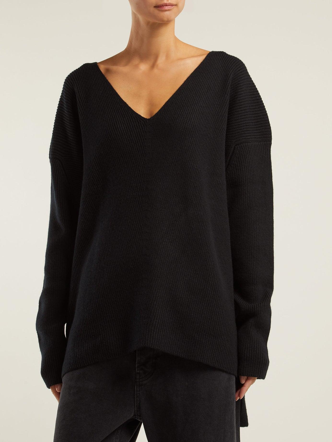 Raey V-neck Ribbed Cashmere Sweater in Black - Lyst