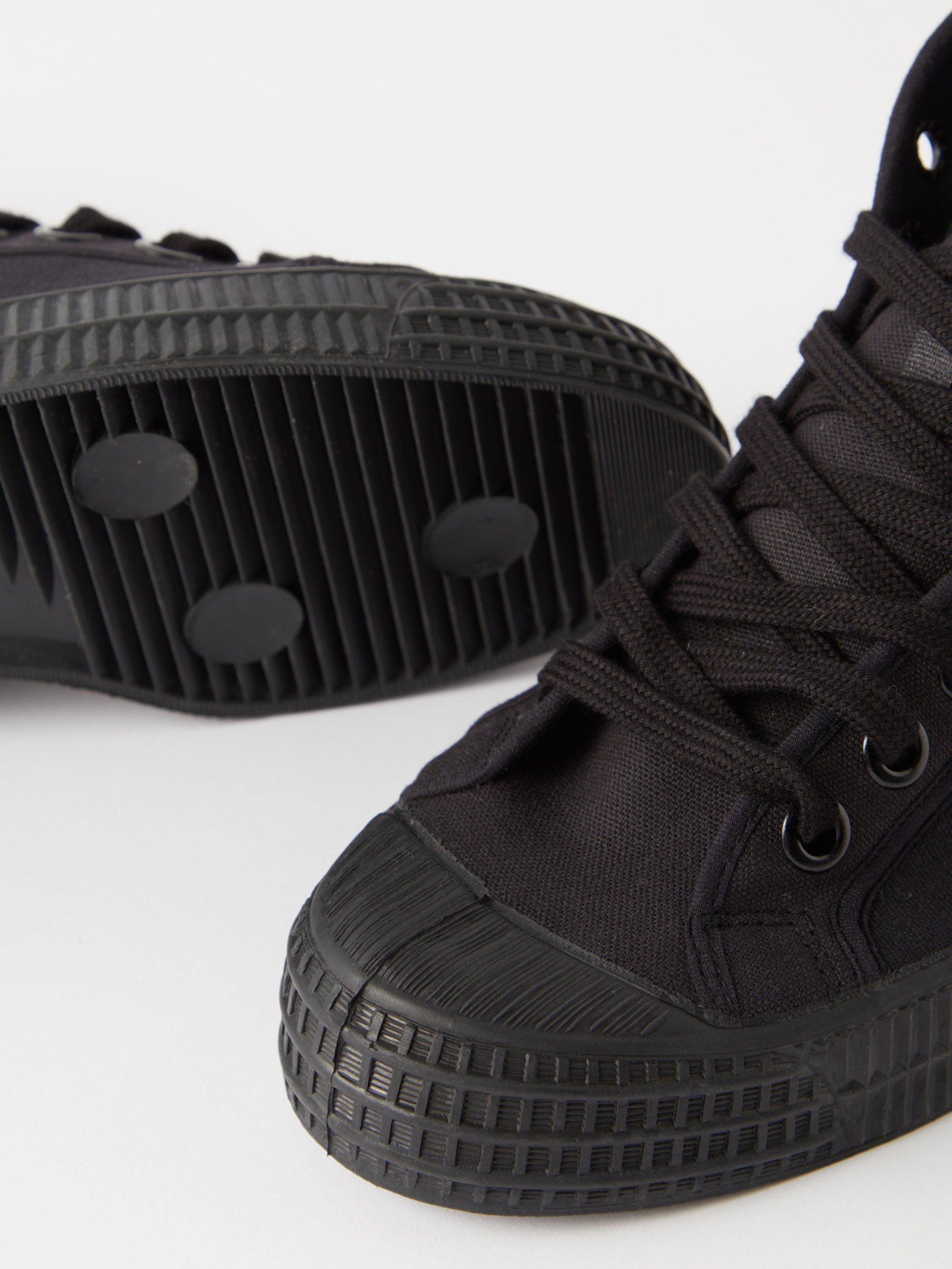 Novesta star dribble all hotsell black