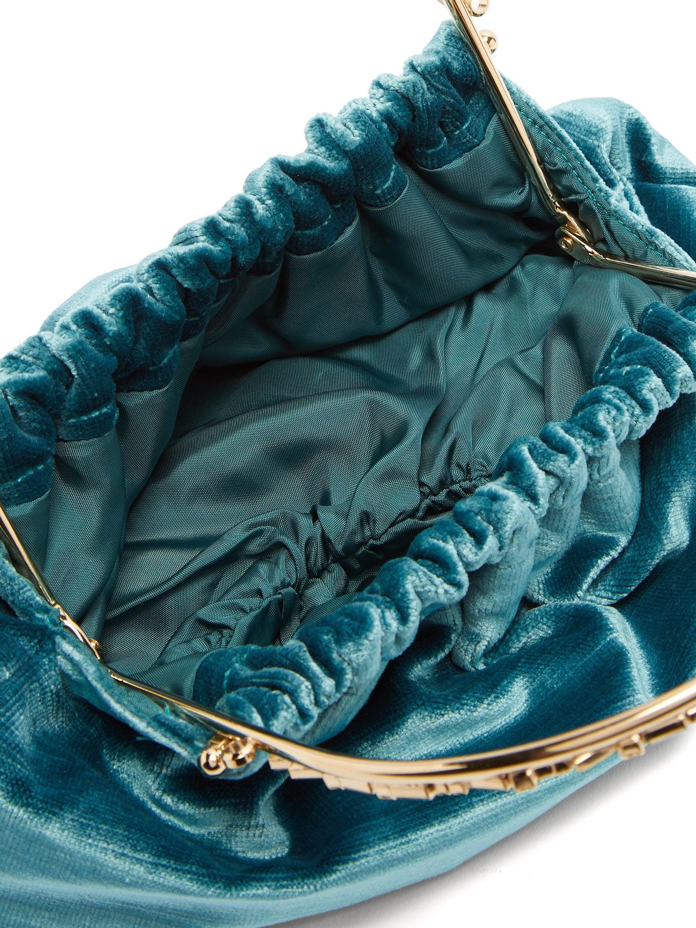 sabyaensacarhi velvet clutch