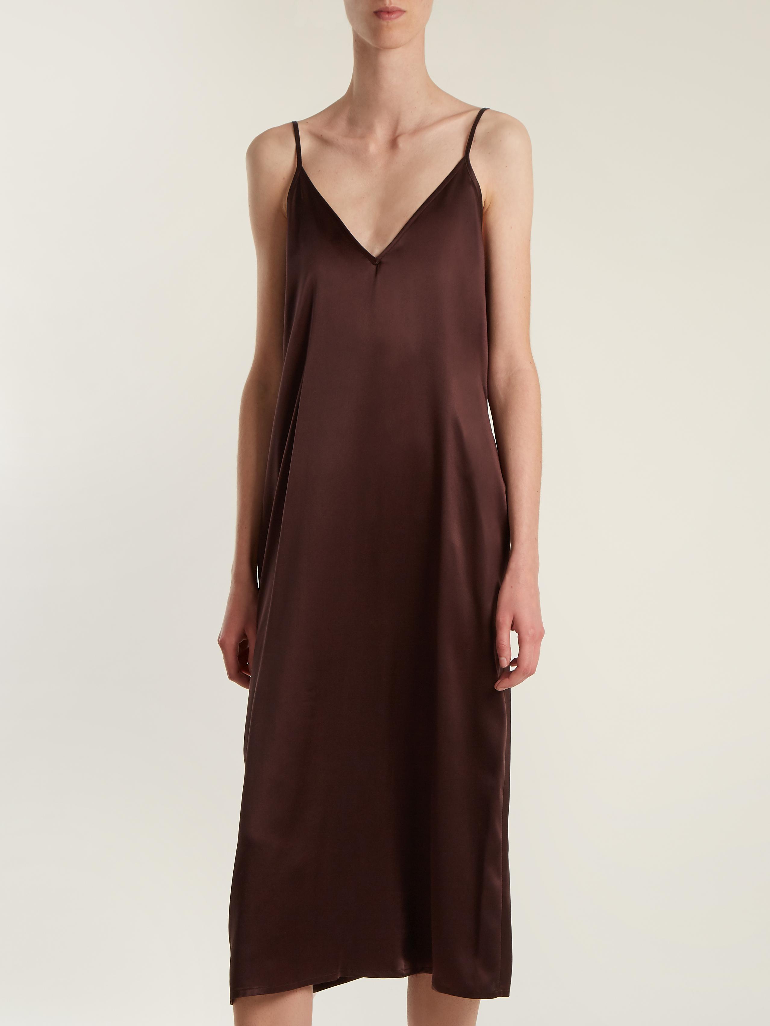 v neck slip