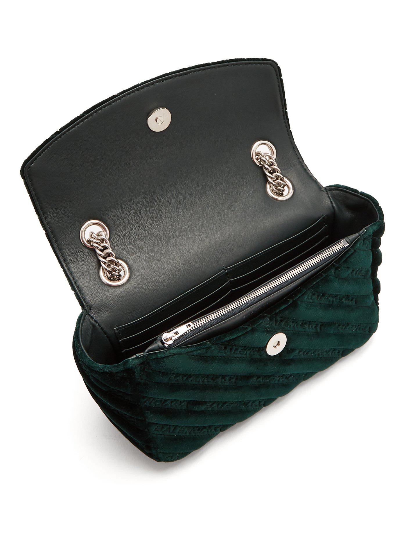 balenciaga bb round s bag