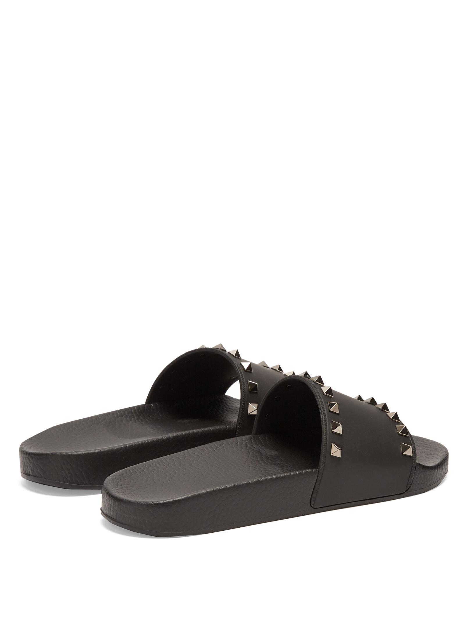 Valentino Rockstud Rubber Slide Sandal in Black - Lyst