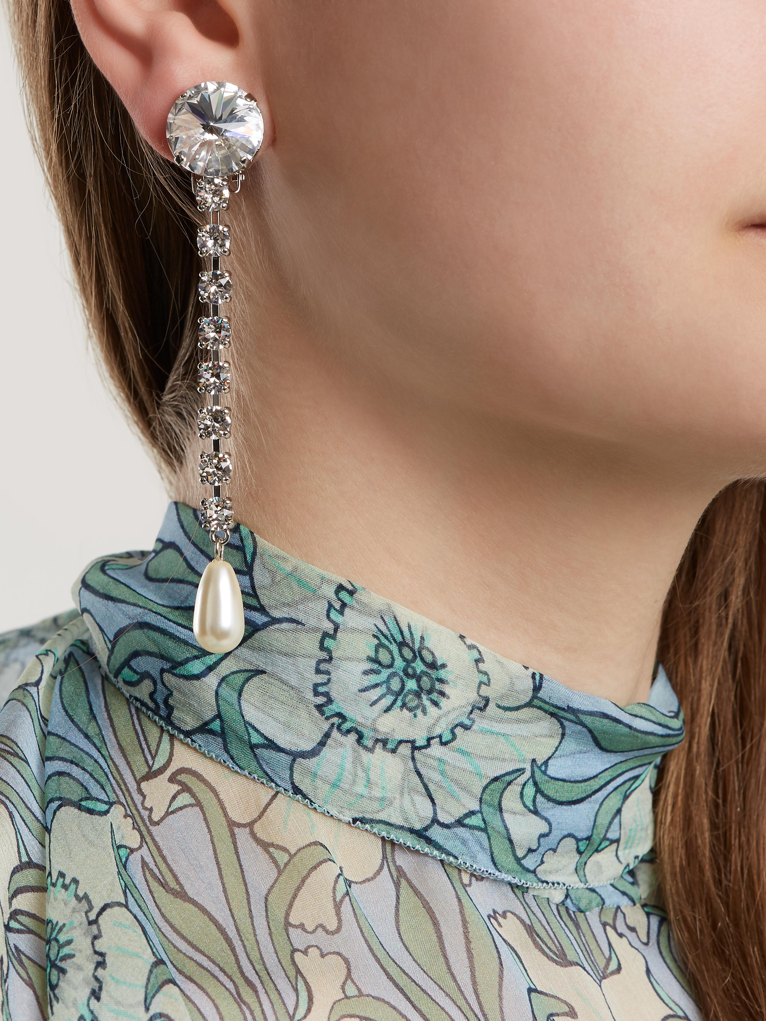 Miu Miu Crystal And Pearl-embellished Drop Earrings in Metallic - Lyst