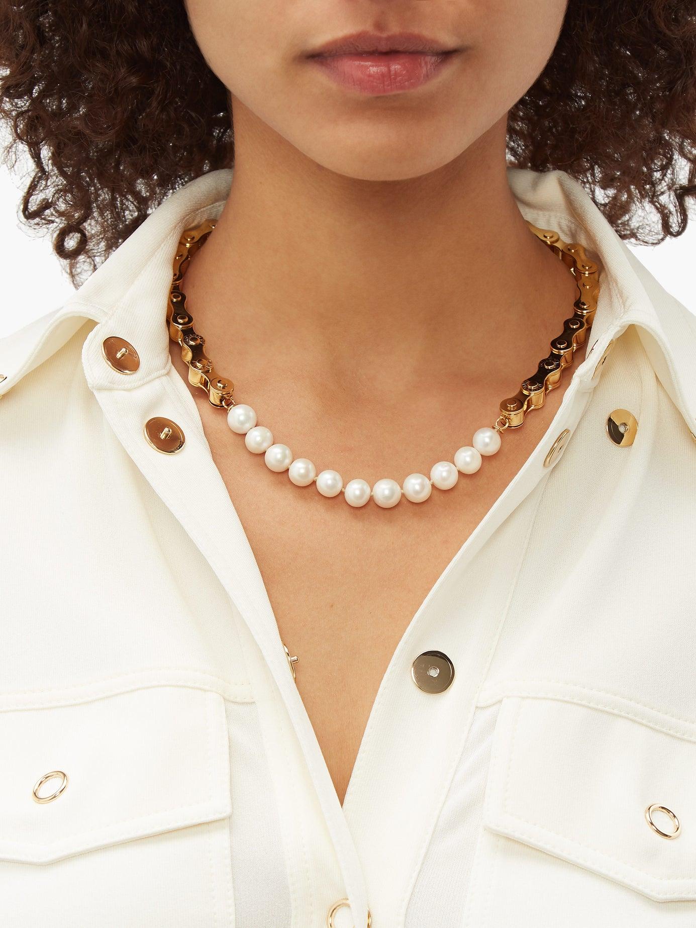 Burberry Bike Chain Faux Pearl Necklace in Metallic | Lyst