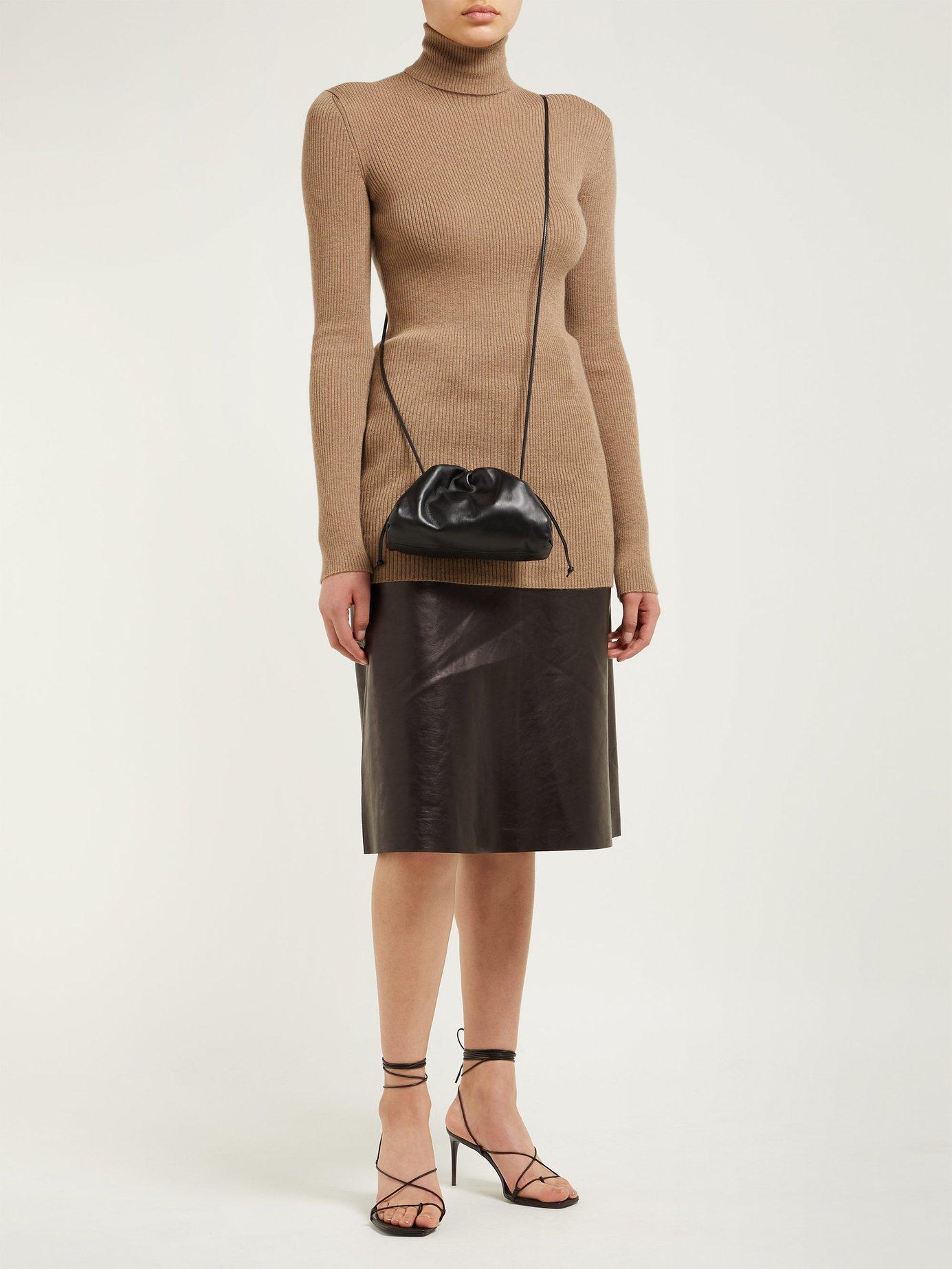 bottega veneta the mini pouch leather clutch