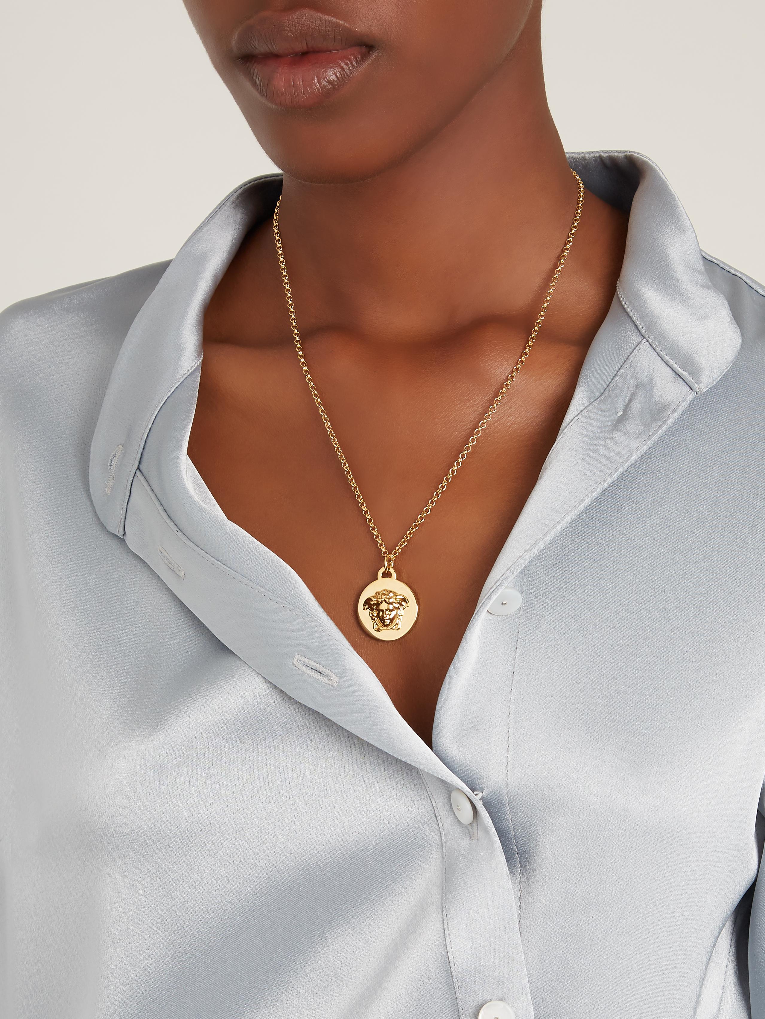 versace gold round chain pendant necklace