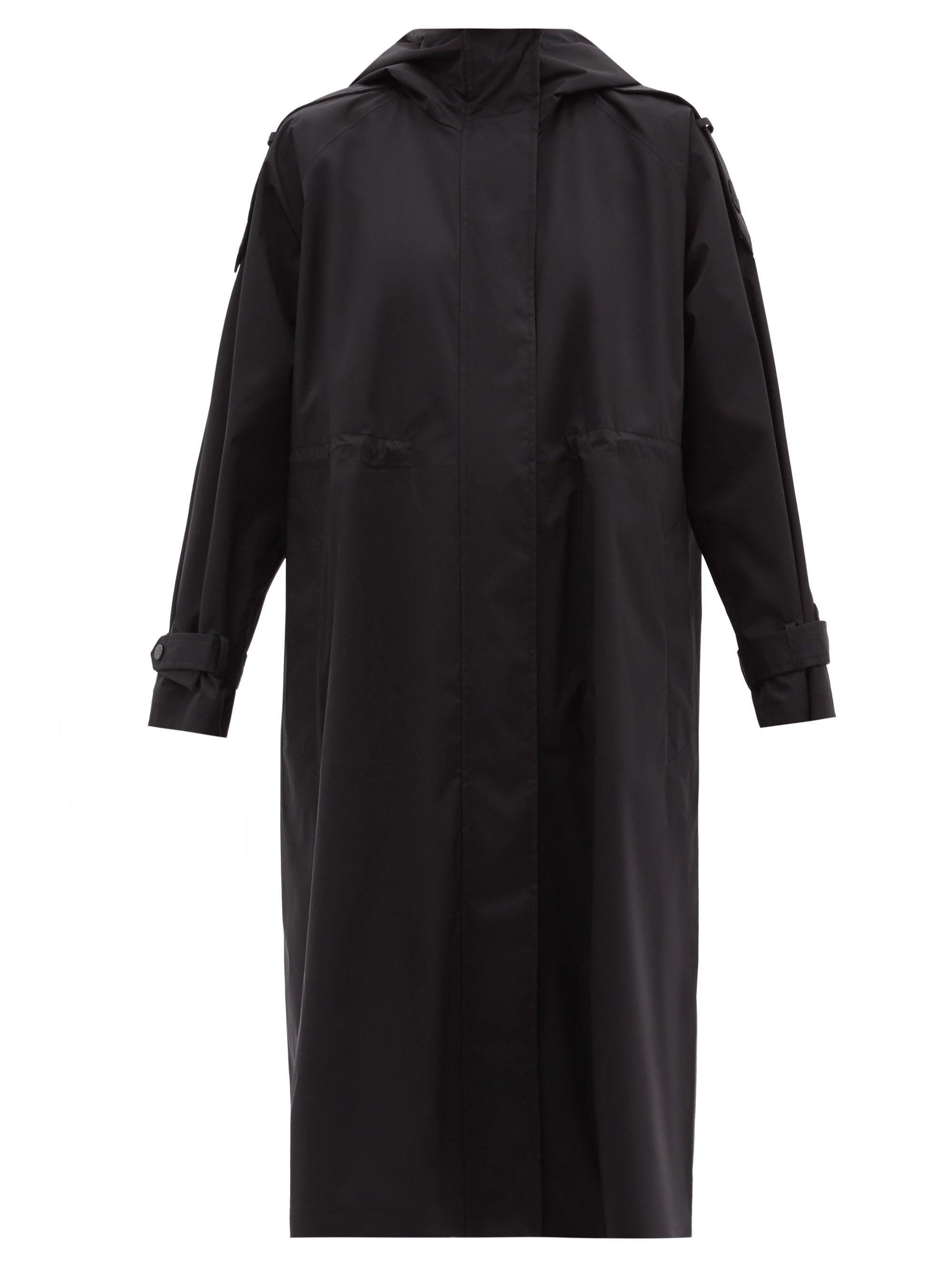 Moncler Amarinthe Longline Shell Coat in Black | Lyst