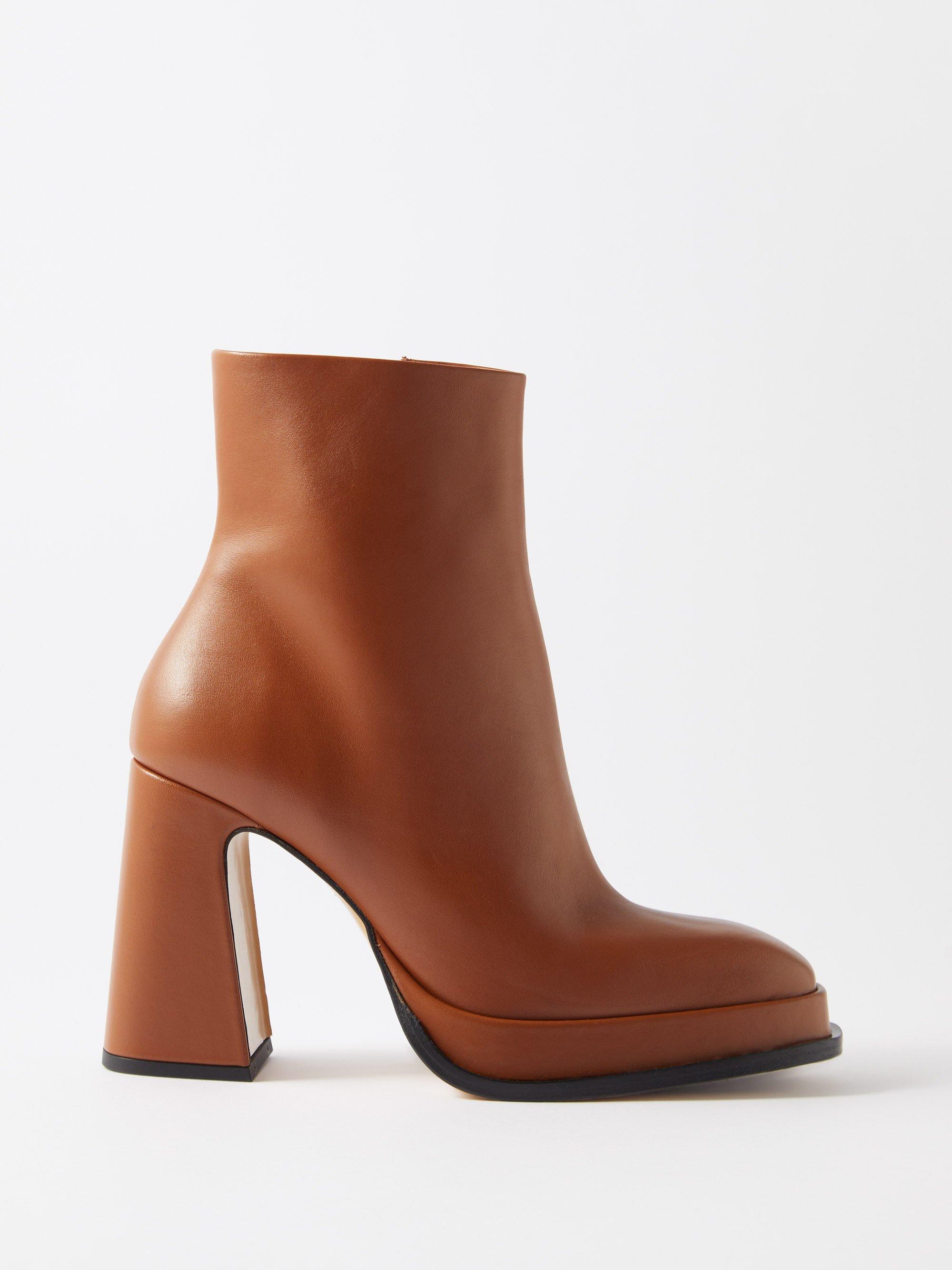 Souliers Martinez Chueca 90 Leather Platform Boots in Brown | Lyst