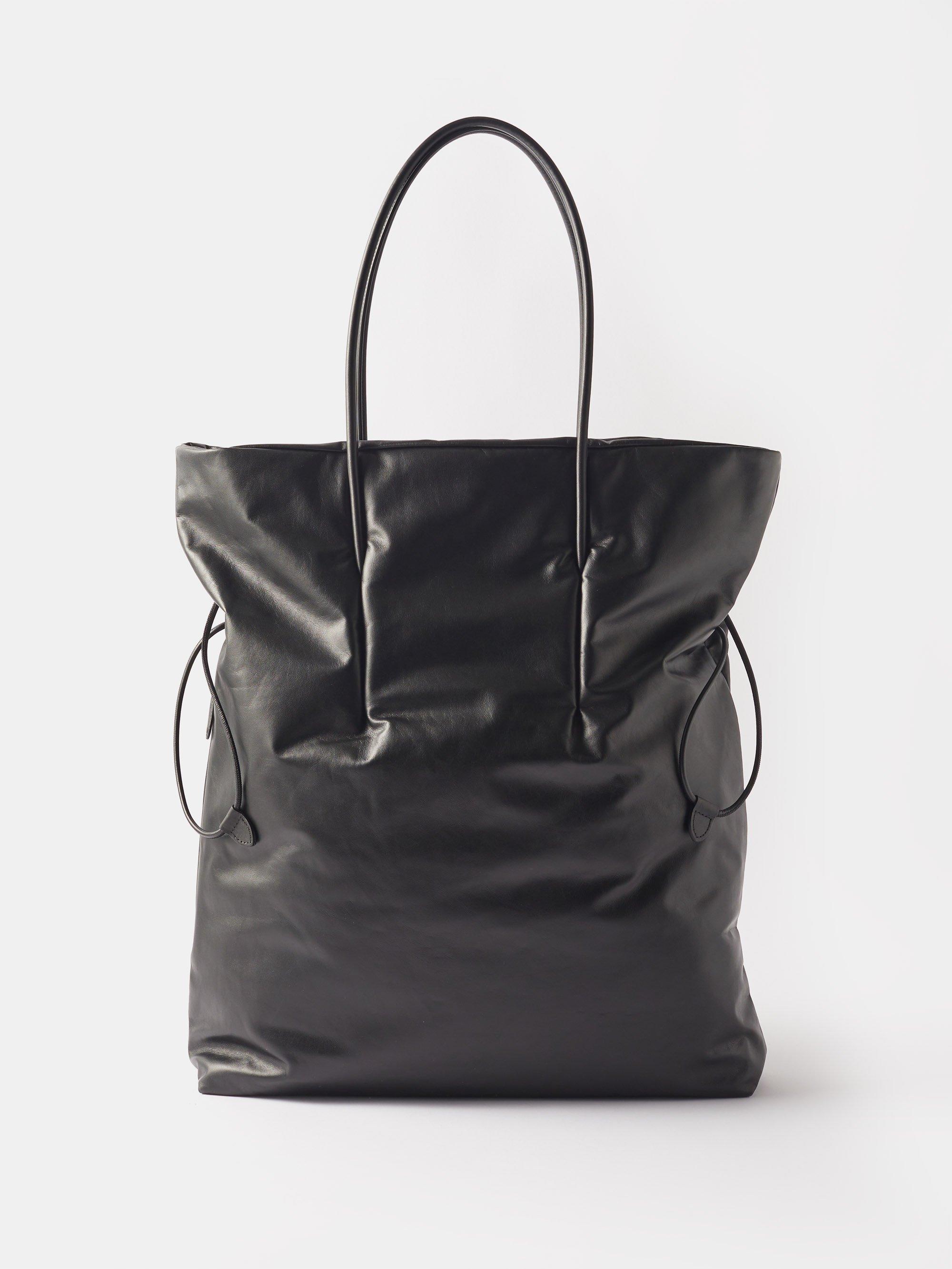The Row Polly Leather Drawstring Shoulder Bag in Black Lyst UK