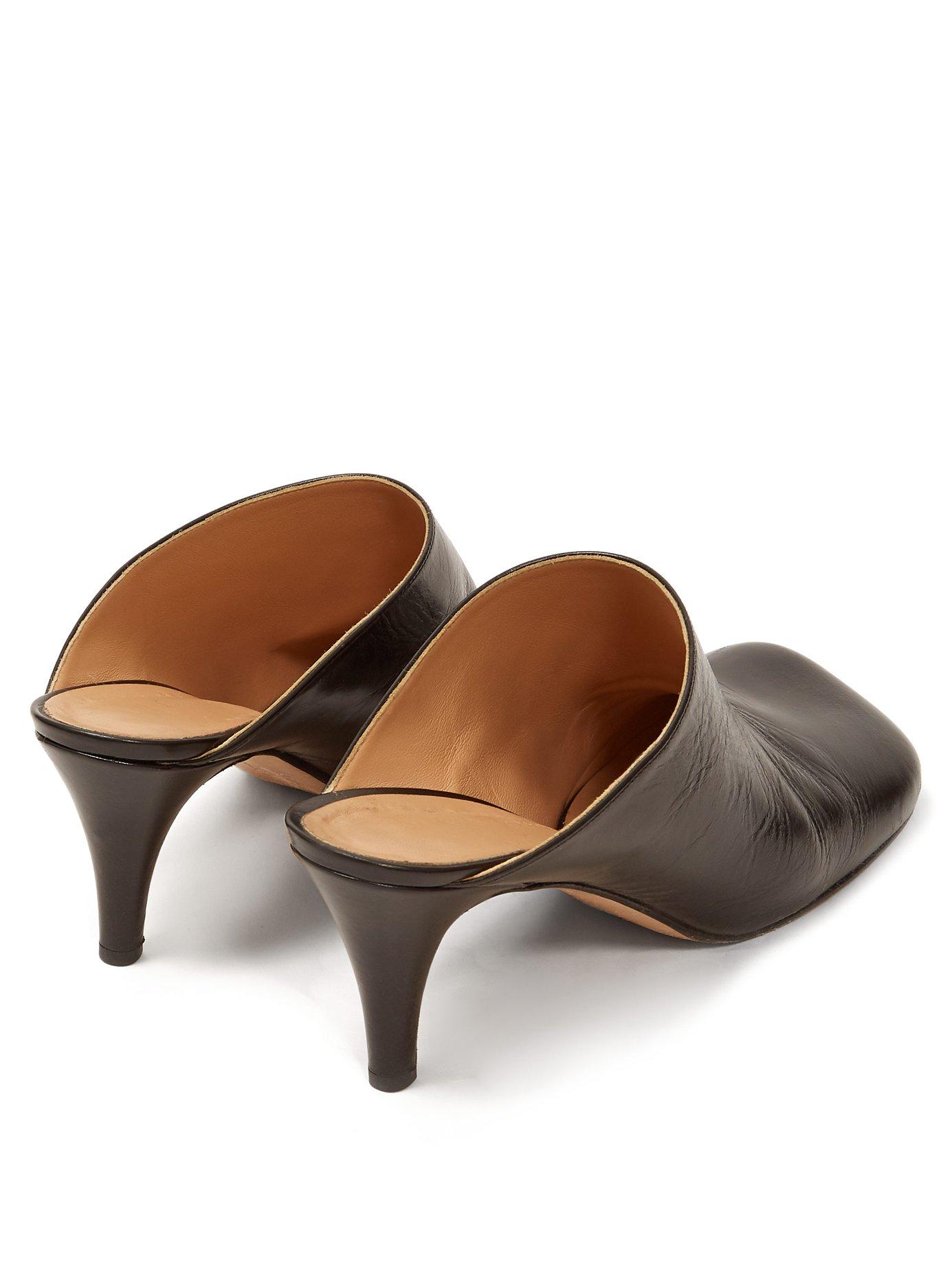 black square mules