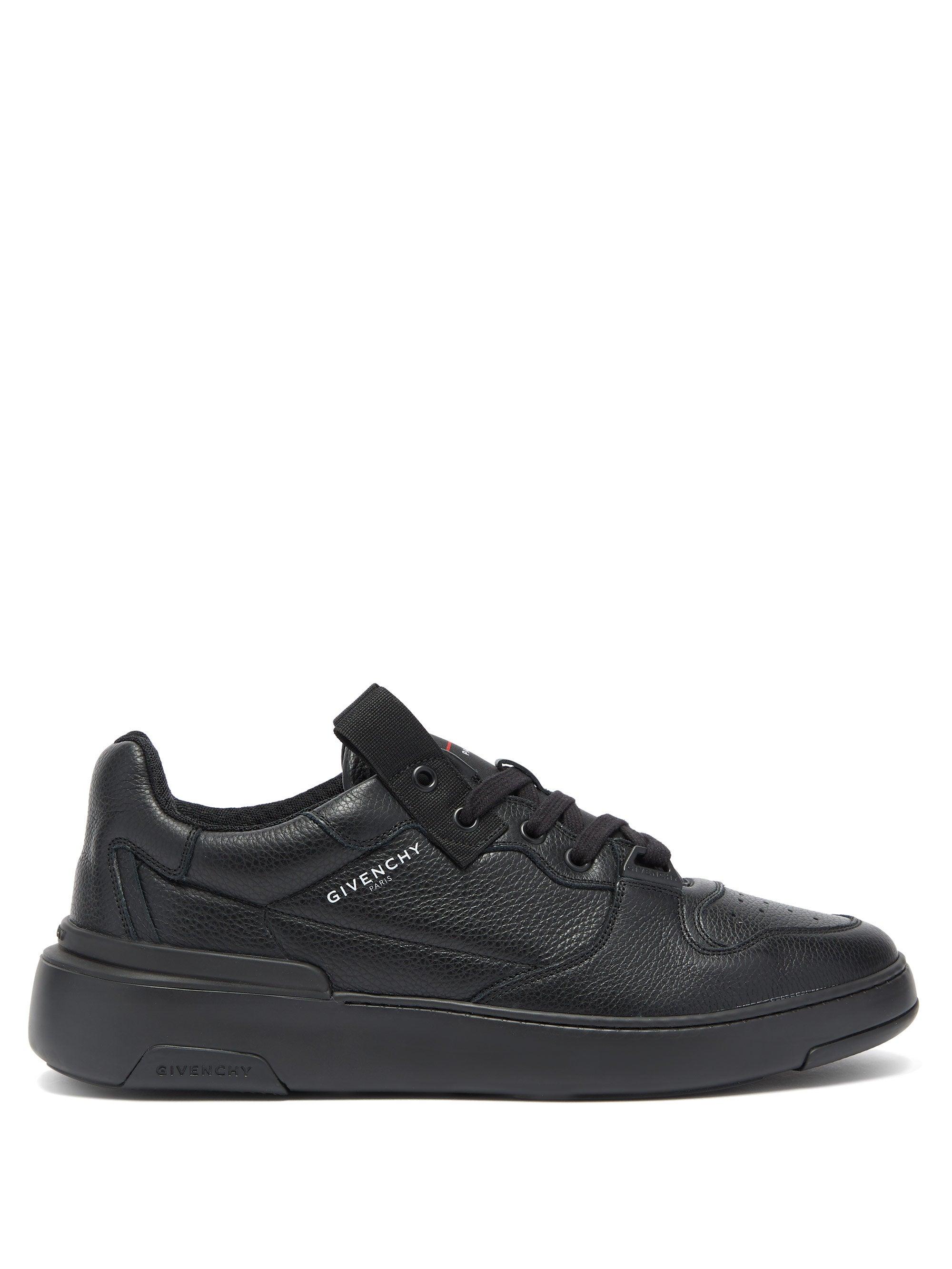 Givenchy Wing Grained-leather Low-top Trainers in Black for Men - Lyst