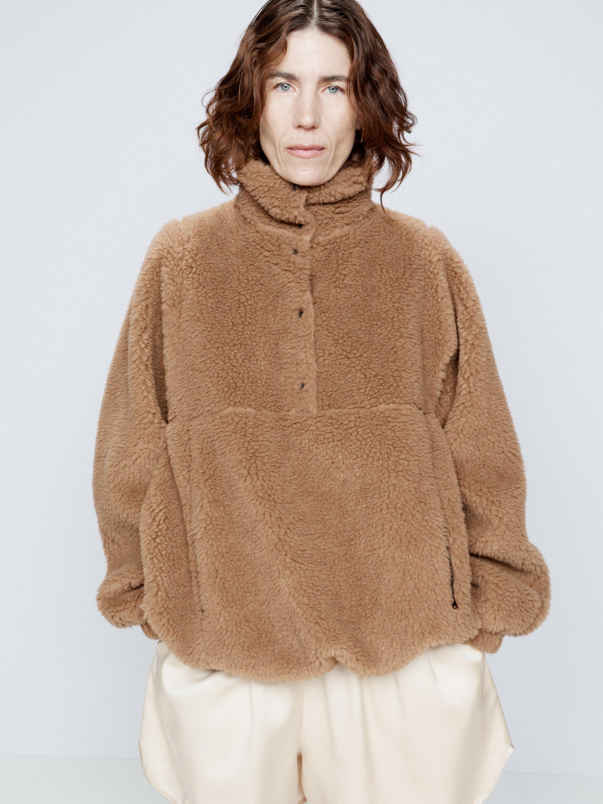 Raey Popper Neck Cashmere-blend Fleece in Brown | Lyst