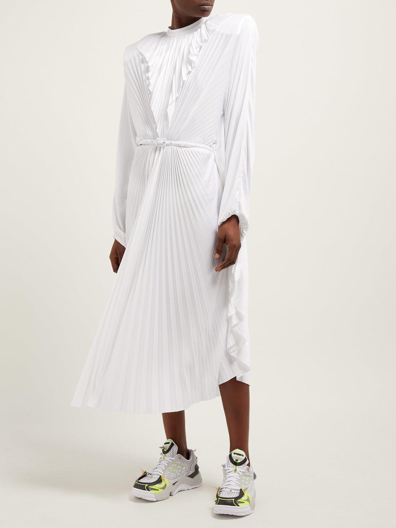 reebok spike runner 400