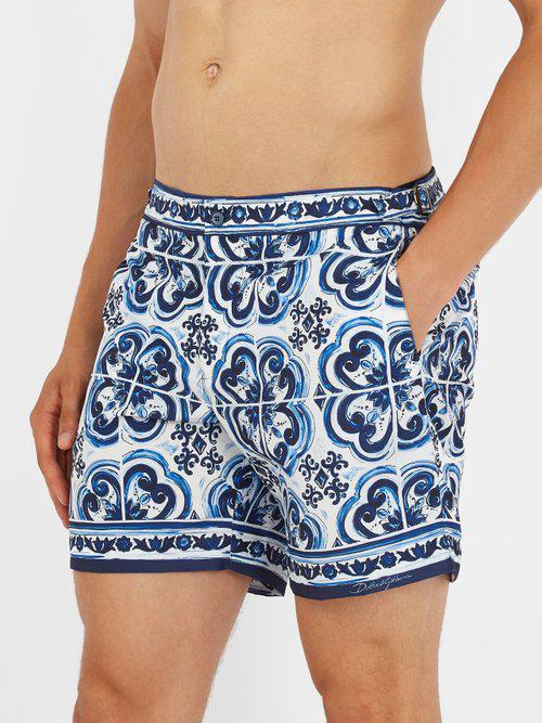Dolce & Gabbana Synthetic Majolica-print Swim Shorts in Blue for Men - Lyst
