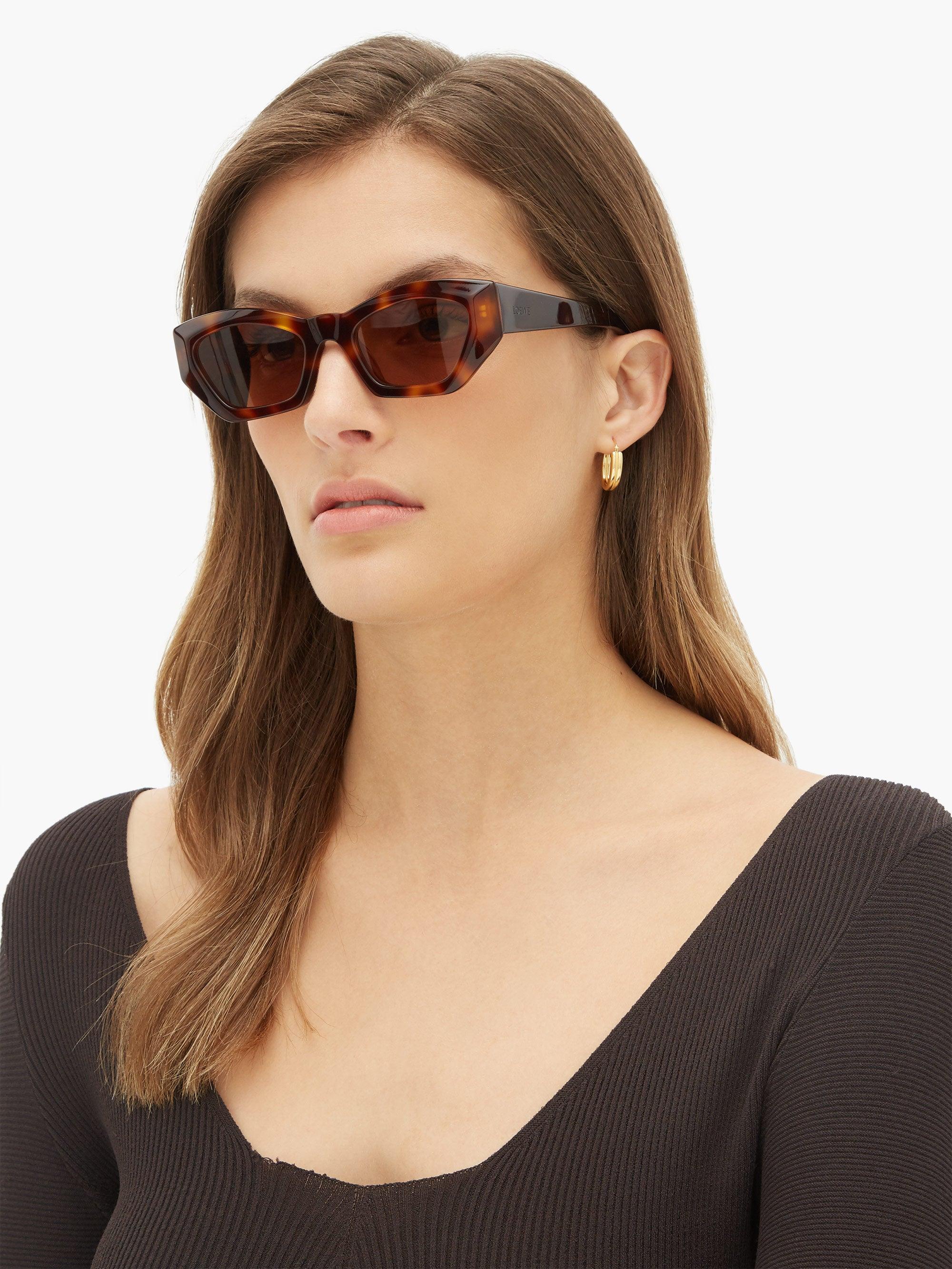 Loewe Geometric Cat eye Tortoiseshell acetate Sunglasses in Brown