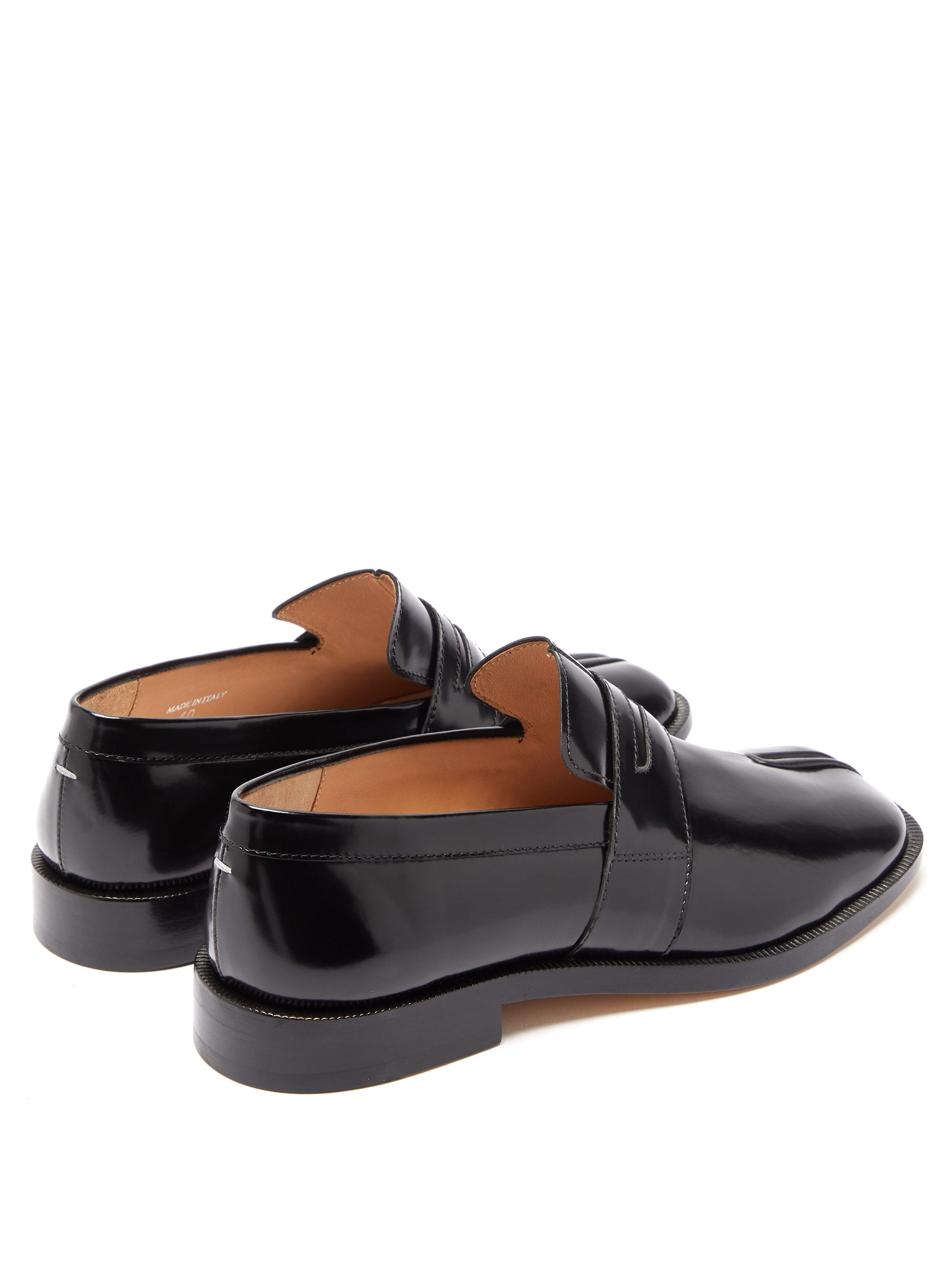 Maison Margiela Tabi Split-toe Leather Loafers in Black - Lyst