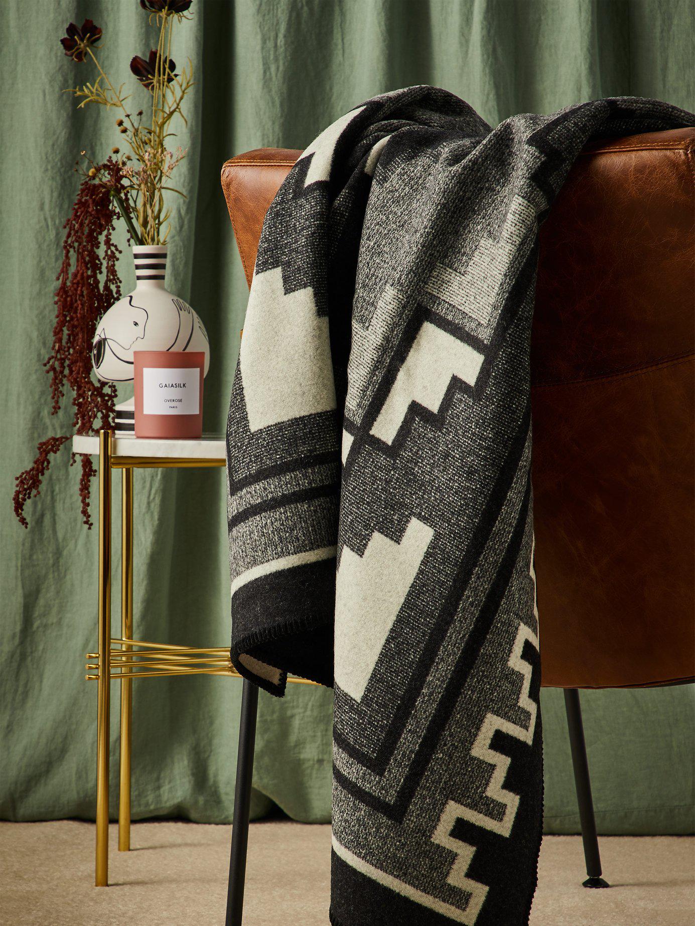 Pendleton Mary Henderson Weavers Series Wool Blend Blanket in White