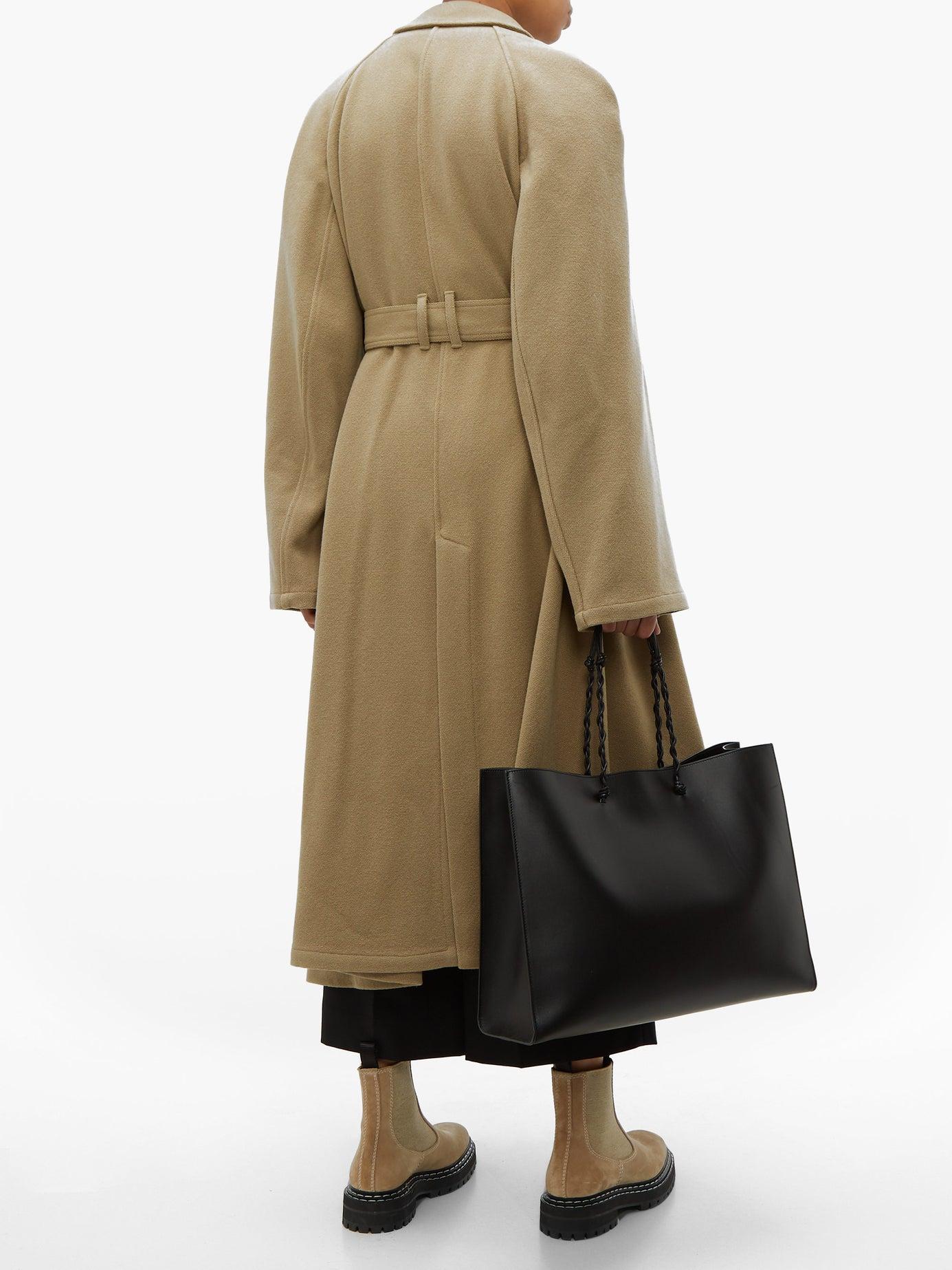 Lemaire Oversized Point Collar Wool Coat in Camel (Natural) - Lyst