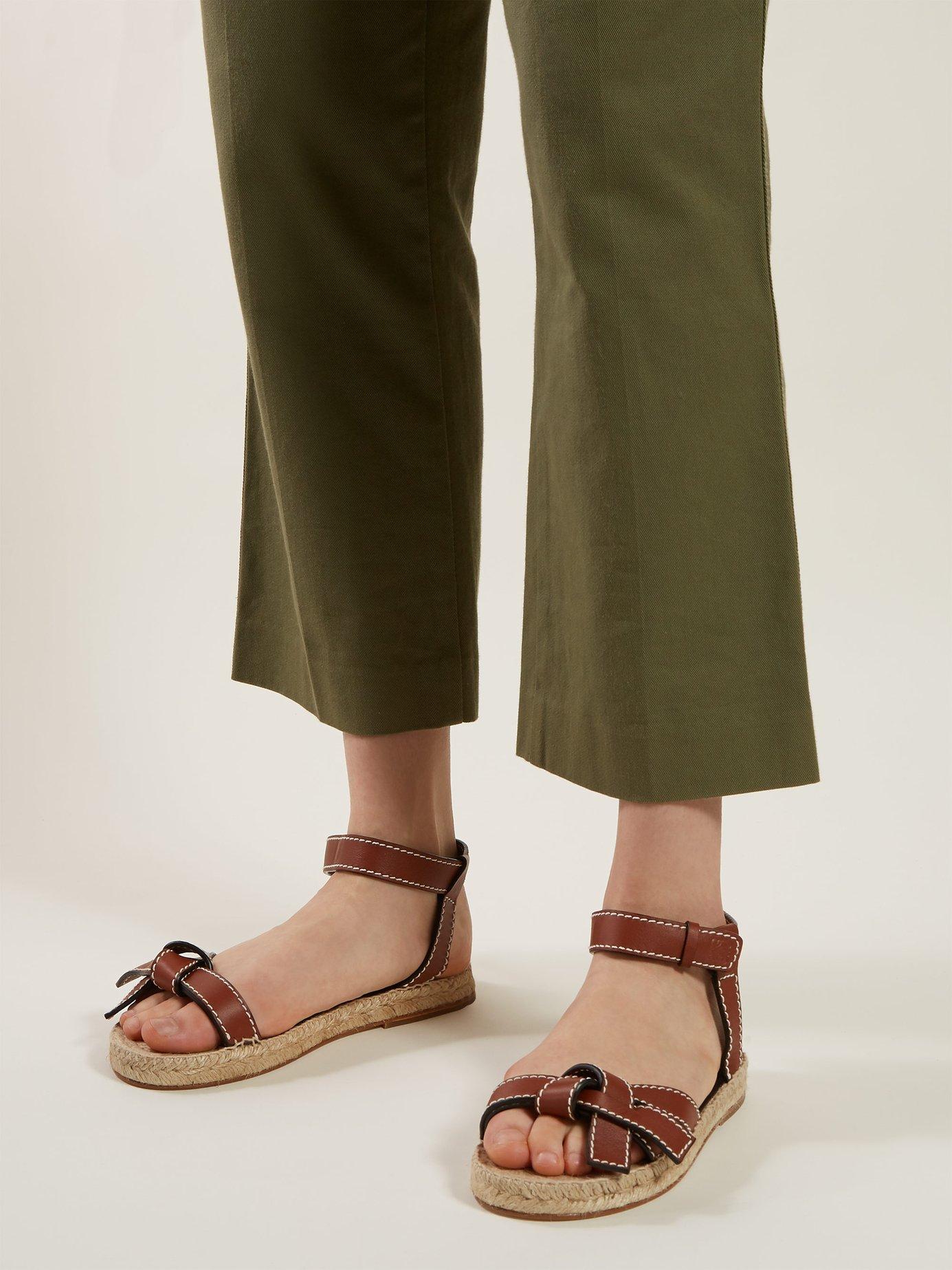 Loewe Gate Flat Leather Sandals | Lyst