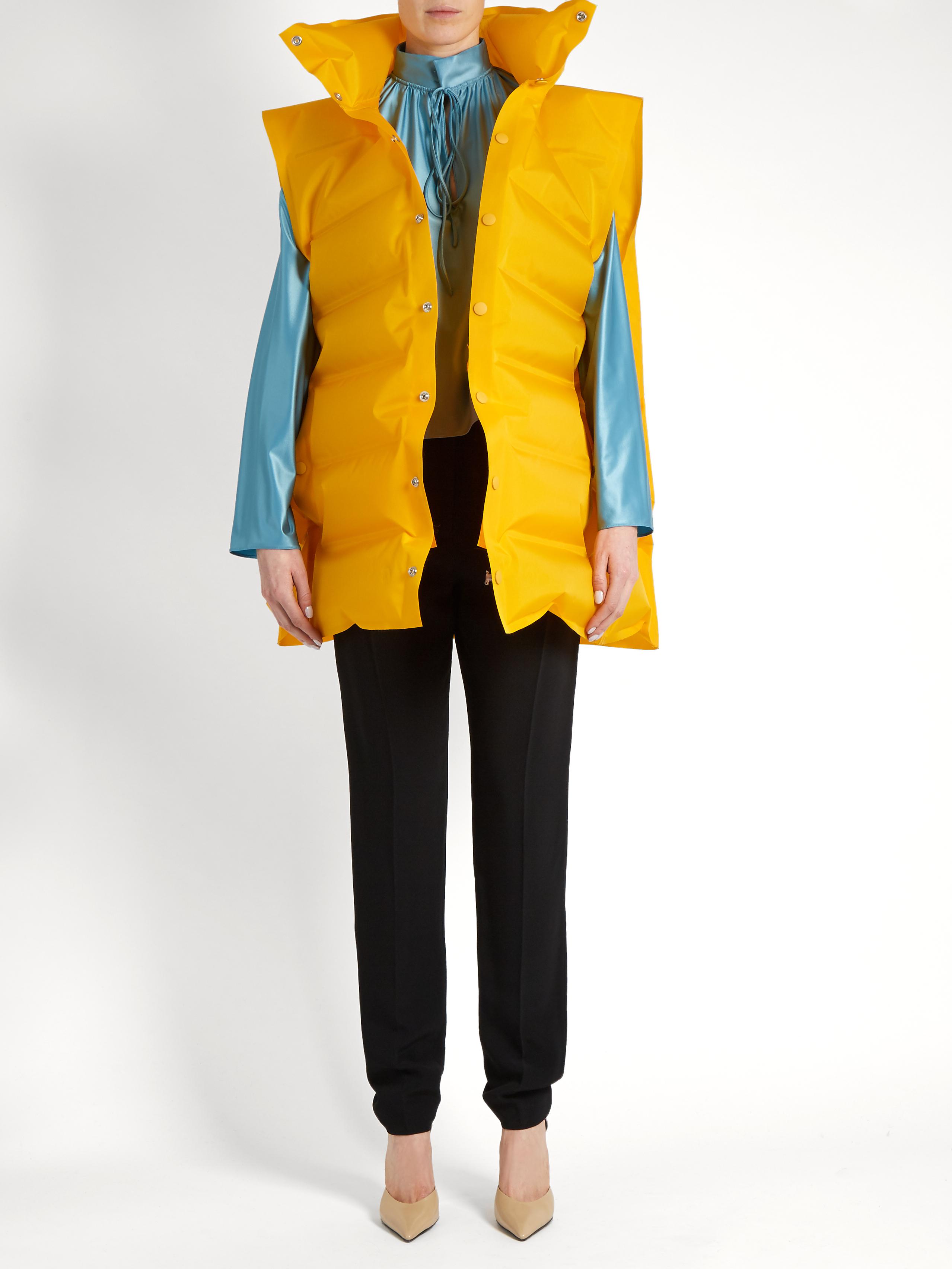 Balenciaga Synthetic High-neck Inflatable Gilet in Yellow | Lyst Canada