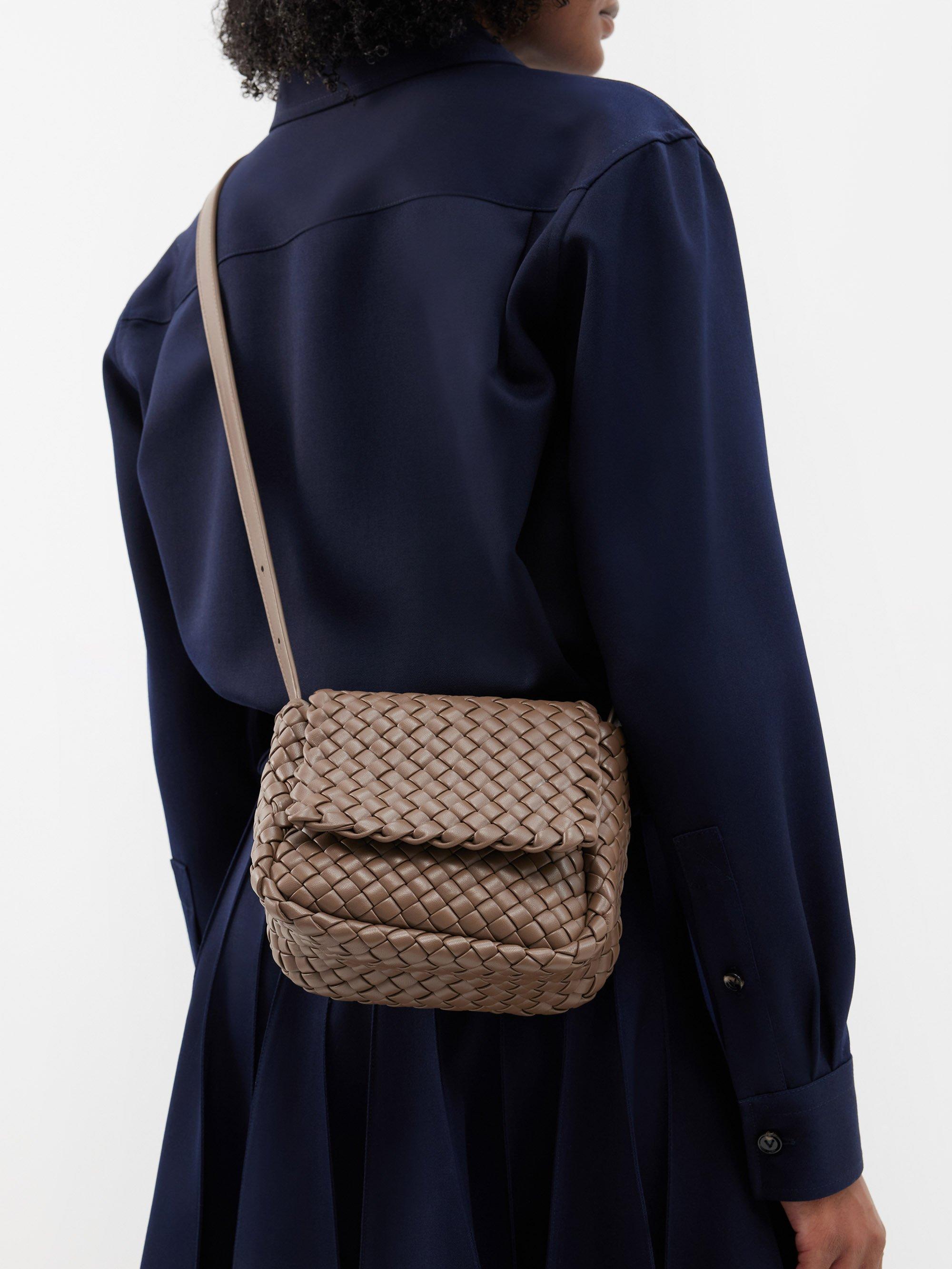 Intrecciato leather cheap shoulder bag