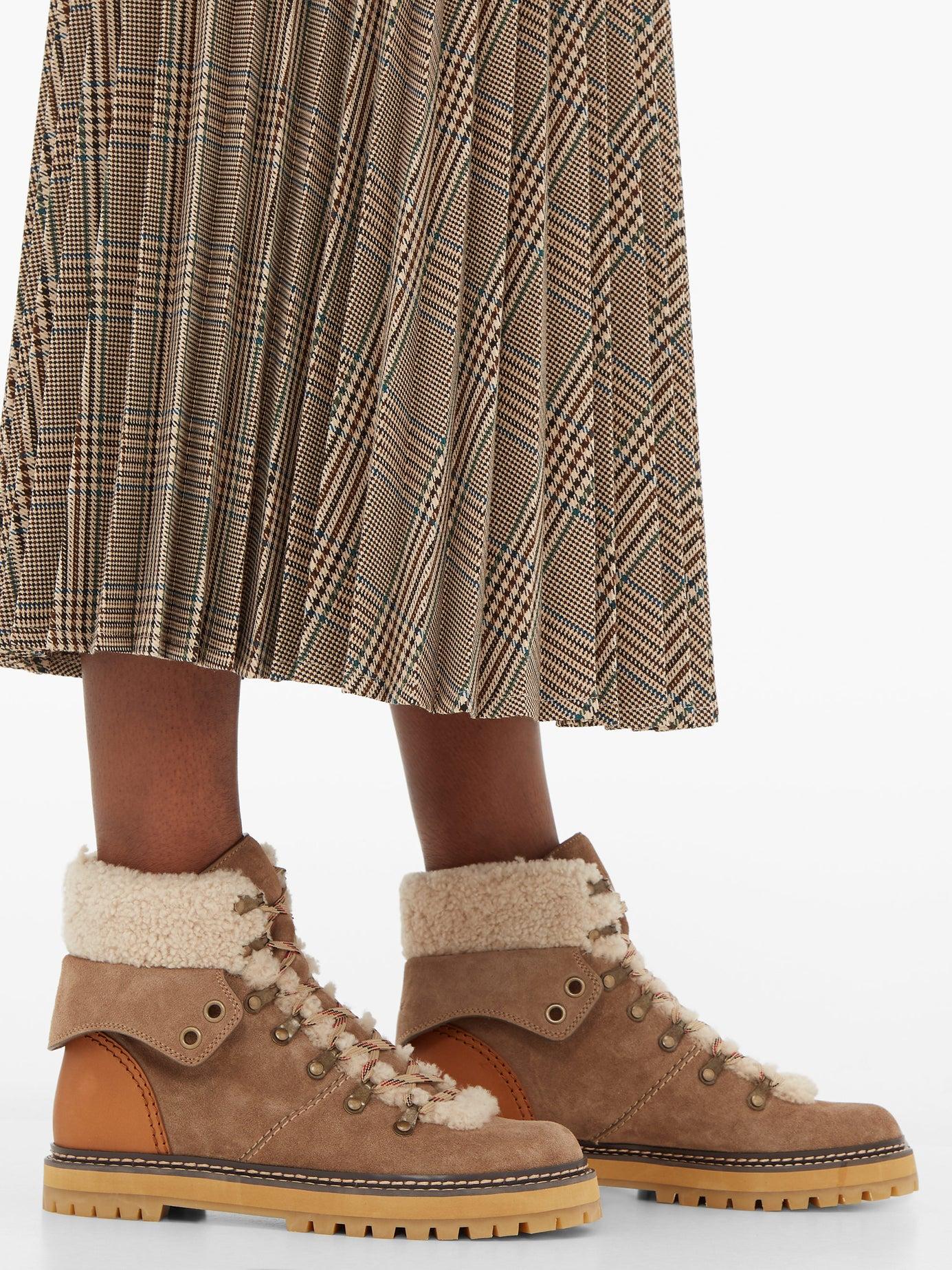 See By Chloé Shearlinglined Suede Hiking Boots in Beige White (Natural