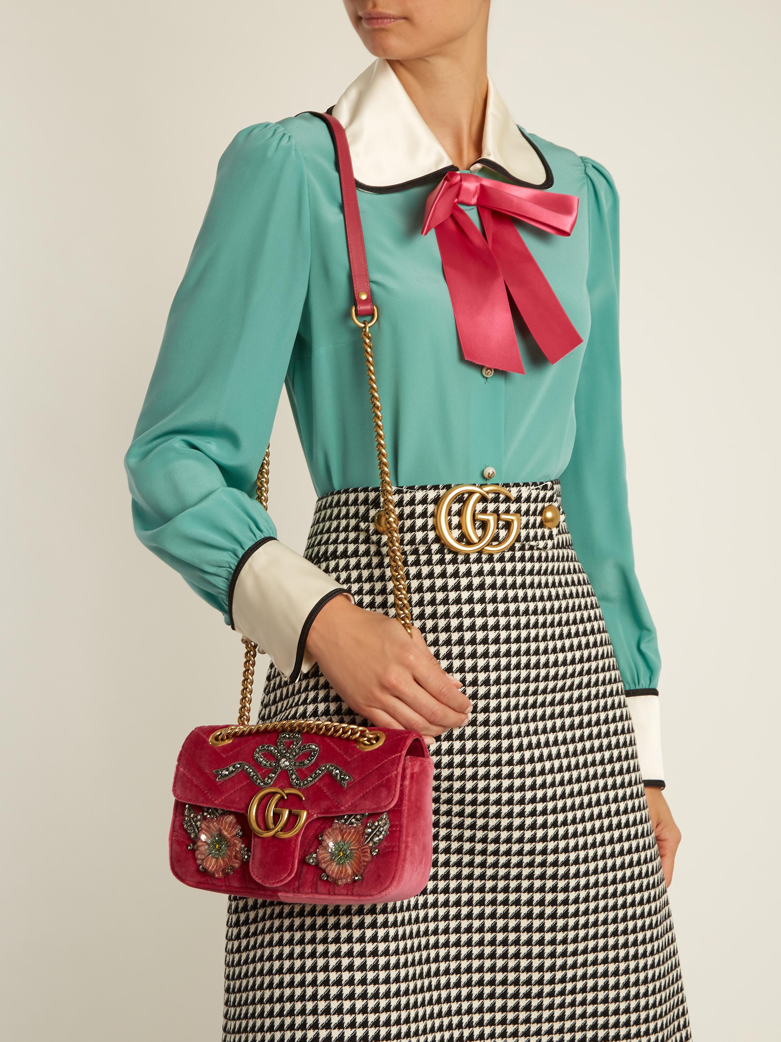 gg marmont small quilted velvet crossbody bag