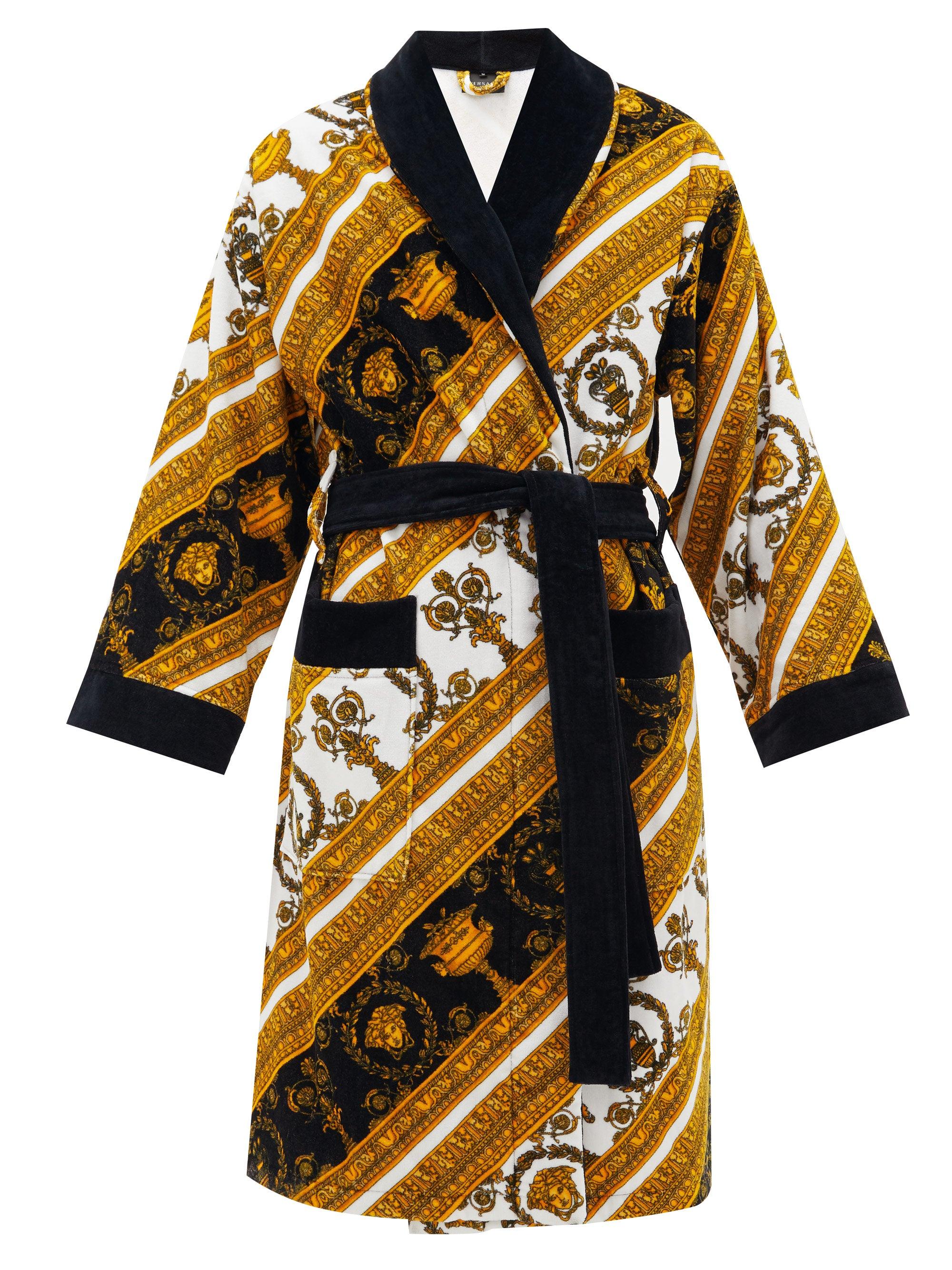i heart baroque bathrobe