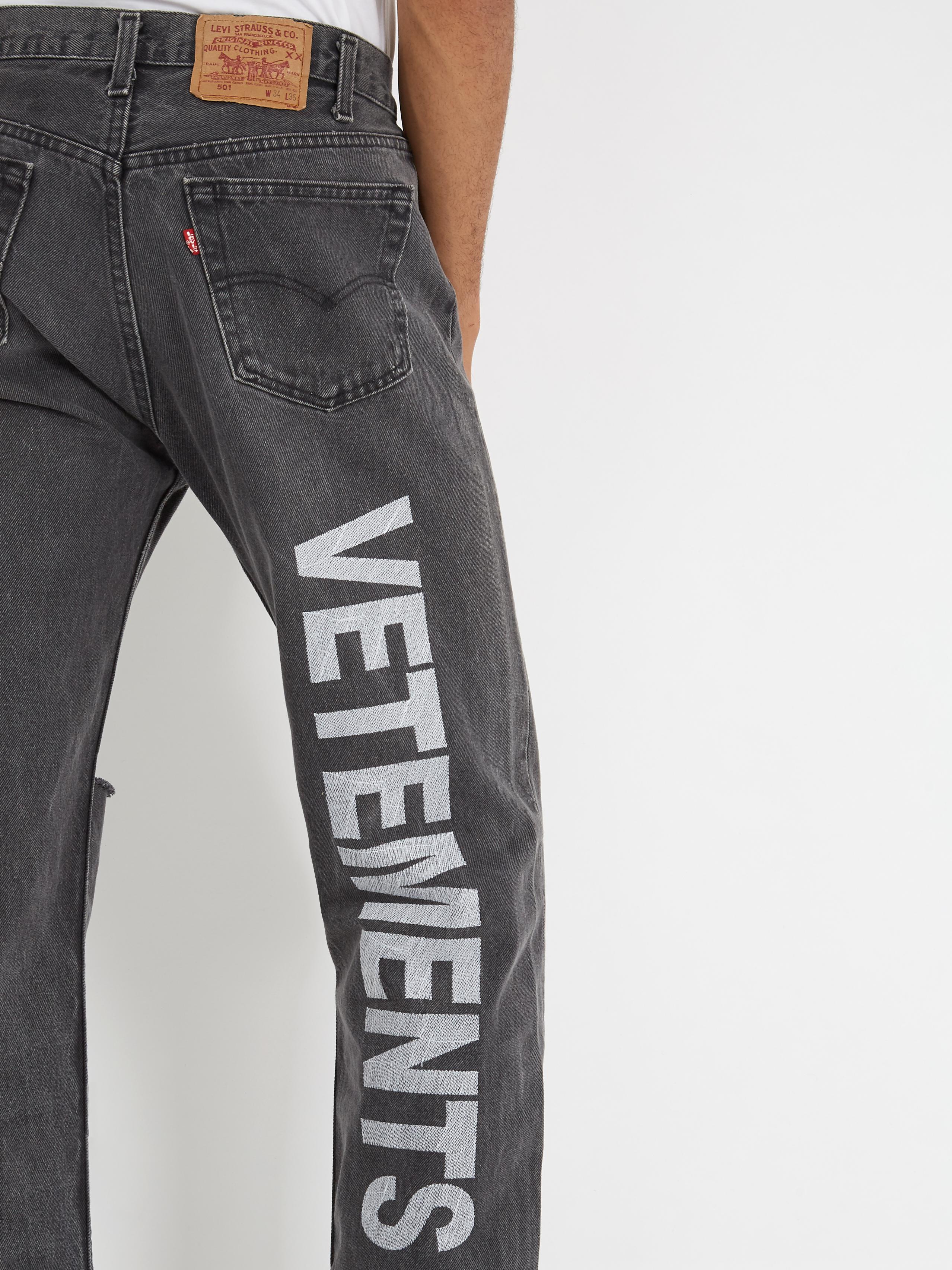 Vetements Denim X Levi's Logo-embroidered Straight-leg Jeans in Black for  Men | Lyst