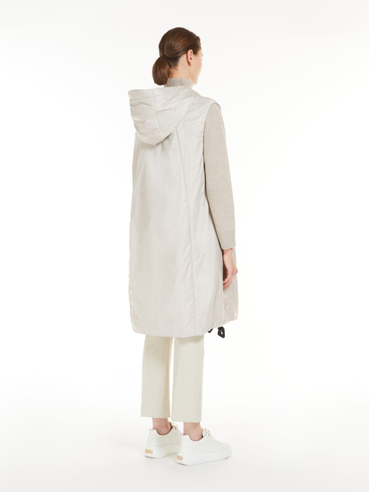 Max Mara Water-resistant Technical Canvas Gilet in White | Lyst