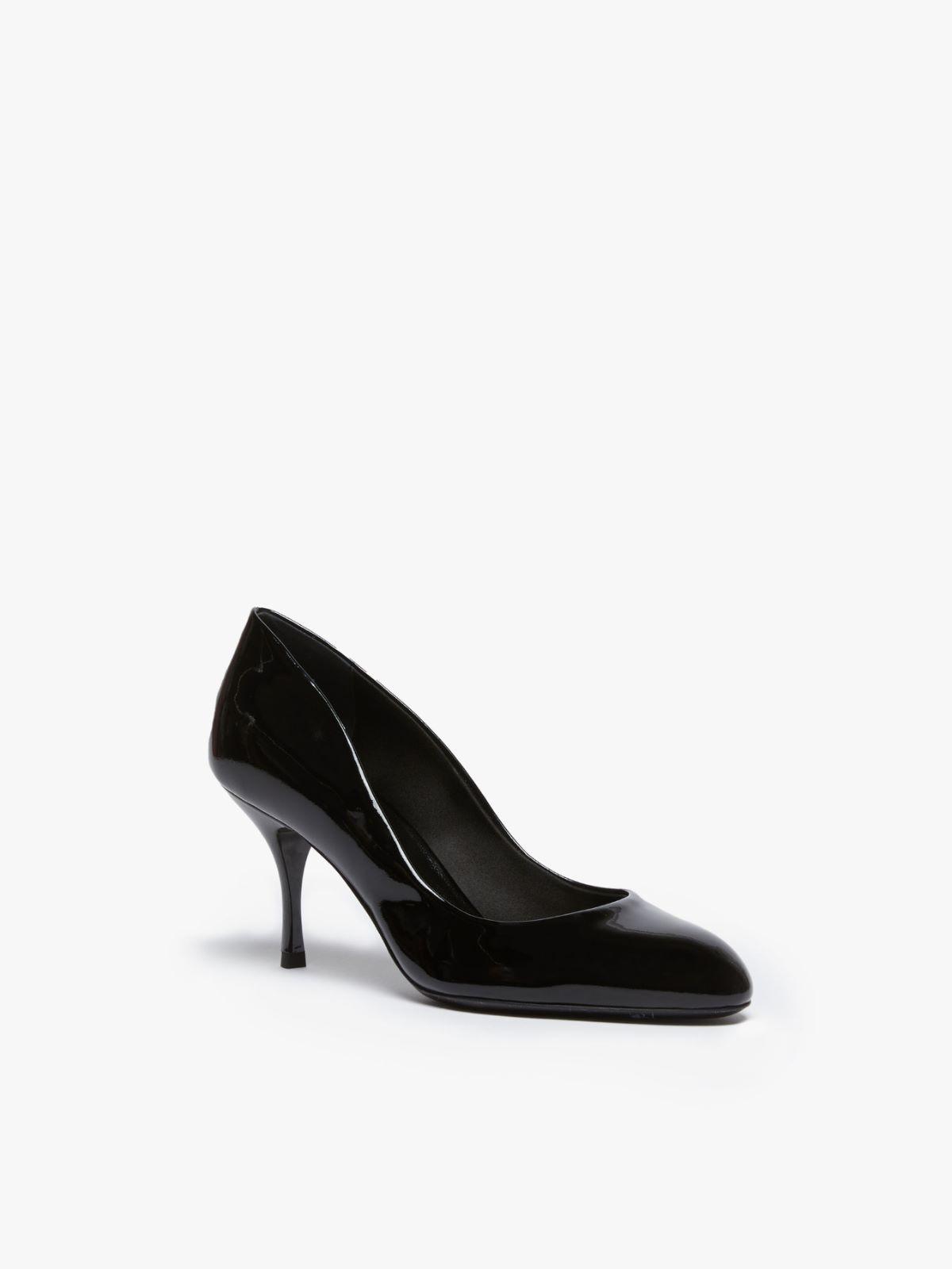 Max Mara Patent Leather Pumps in Black Lyst