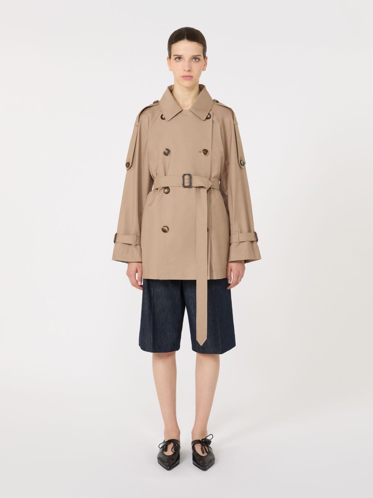 Designer Flare Trench Coats for Women - Up to 71% off | Lyst