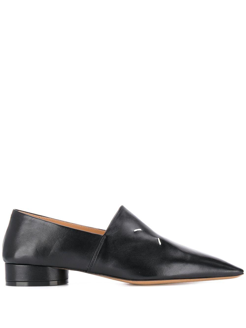 Maison Margiela Leather Loafers in Black - Lyst